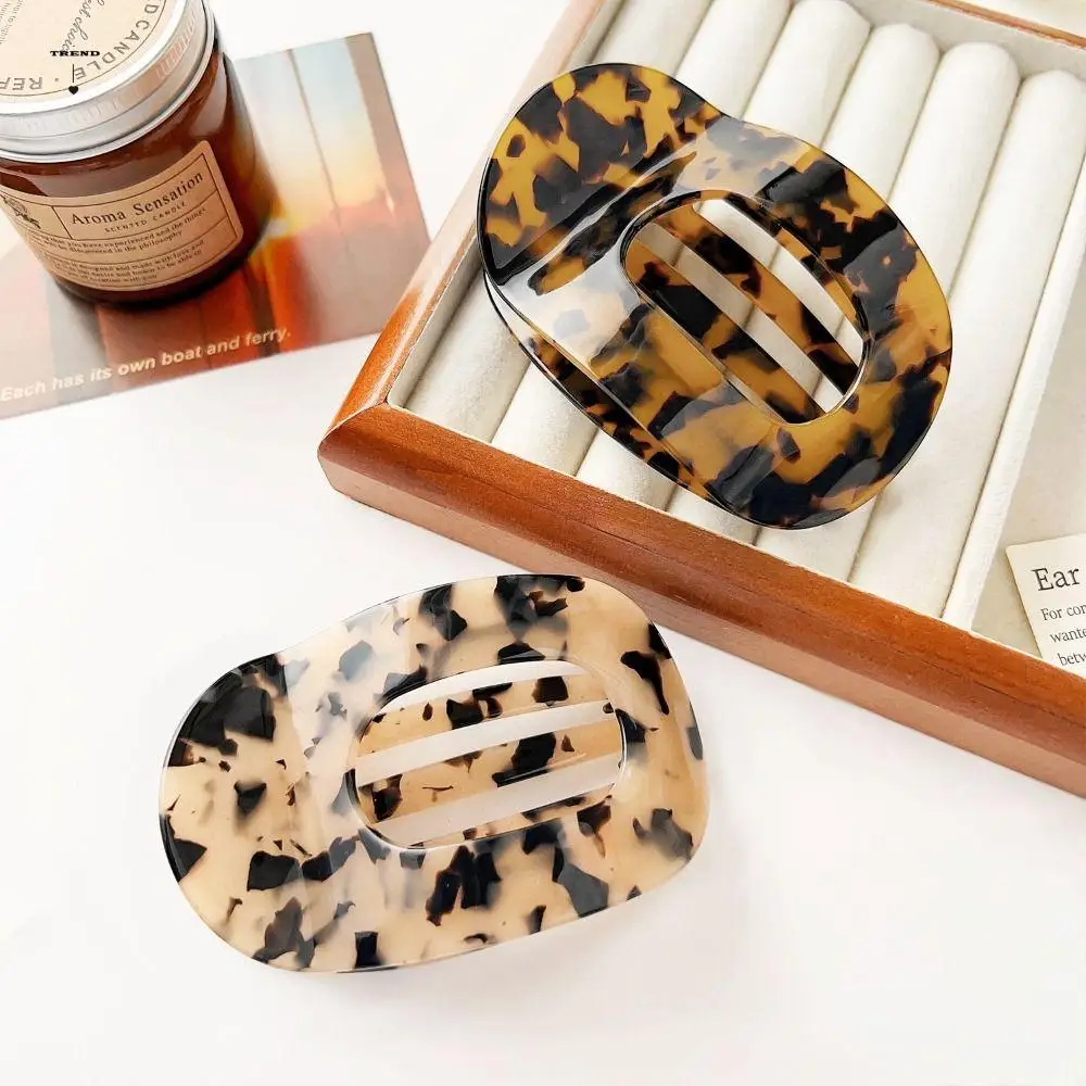 Elliptic Shape Leopard Hair Claw Headwear Hair Accessories Acetic Acid Hair Clip Candy Color Kroean Style Acetate Barrettes
Elliptic Shape Leopard Hair Claw Headwear Hair Accessories Acetic Acid Hair Clip Candy Color Kroean Style Acetate Barrettes