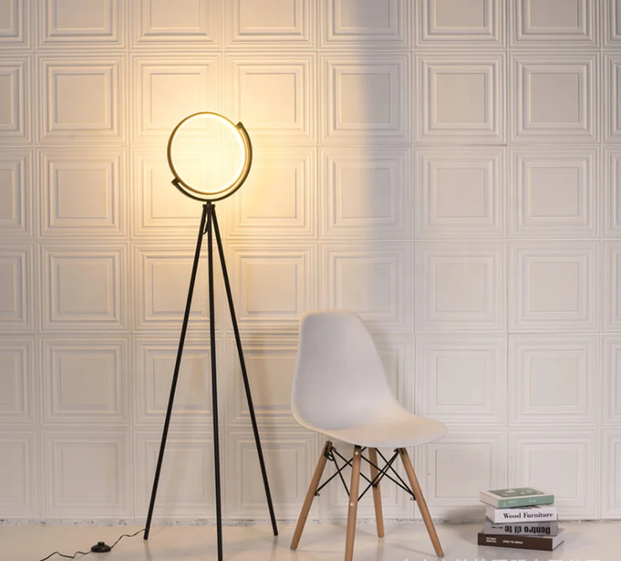 Nordic Creative Design Home Decoration Tripod Floor Lamp Standing for Living Room LED Floor Lamp RGB
Nordic Creative Design Home Decoration Tripod Floor Lamp Standing for Living Room LED Floor Lamp RGB