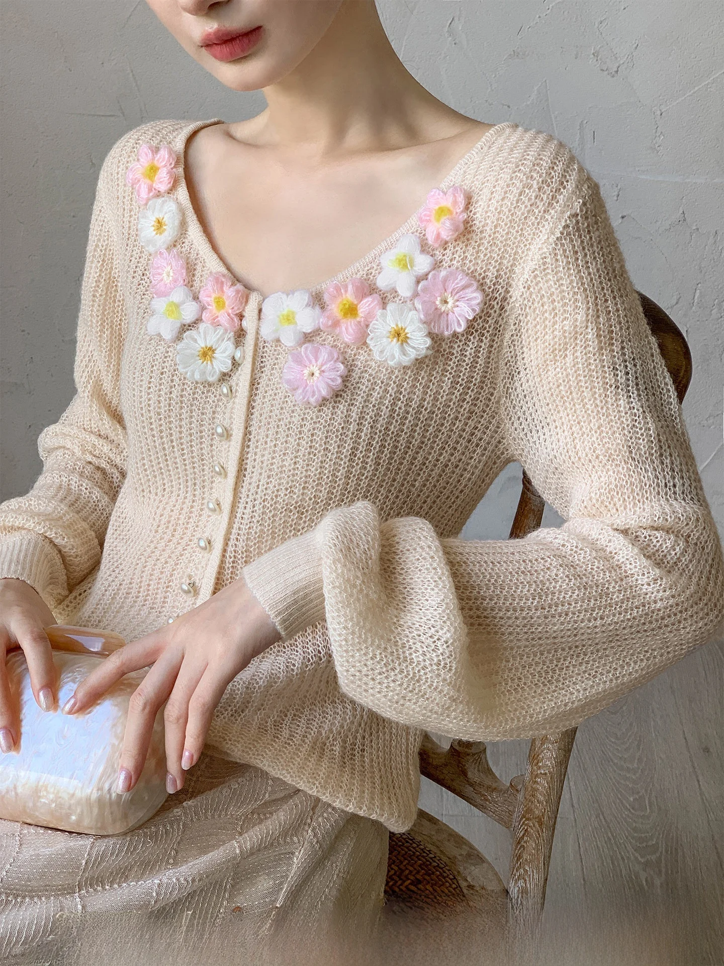 XXNING романтический вязаный кардиган с вырезами, женский весенне-осенний милый мягкий топ, повседневный свободный крой, длинный свеч V-Ne
XXNING романтический вязаный кардиган с вырезами, женский весенне-осенний милый мягкий топ, повседневный свободный крой, длинный свеч V-Ne