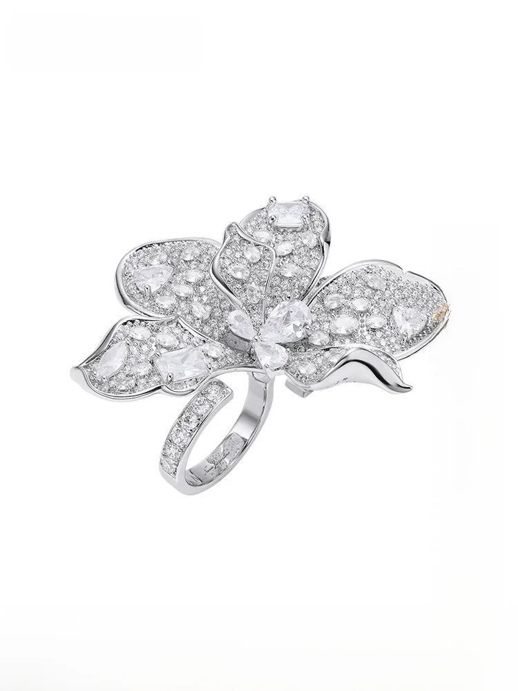 Nana Jacqueline Unique Birthday Gift Double Finger Ring 3D Flower Design Fashionable Jewelry for Women Available in Stores
Nana Jacqueline Unique Birthday Gift Double Finger Ring 3D Flower Design Fashionable Jewelry for Women Available in Stores