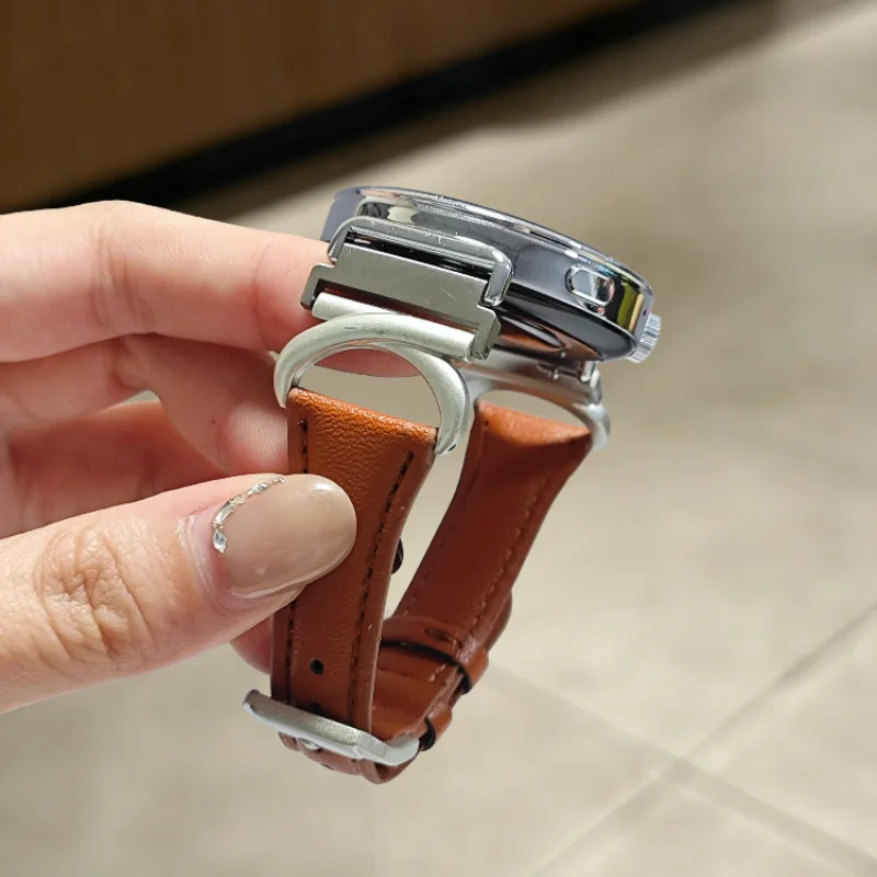 Кожаный ремешок для часов HUAWEI Watch Fit3/Fit4 и HUAWEI Band 8/9/10NFC, изготовленный вручную.
Кожаный ремешок для часов HUAWEI Watch Fit3/Fit4 и HUAWEI Band 8/9/10NFC, изготовленный вручную.