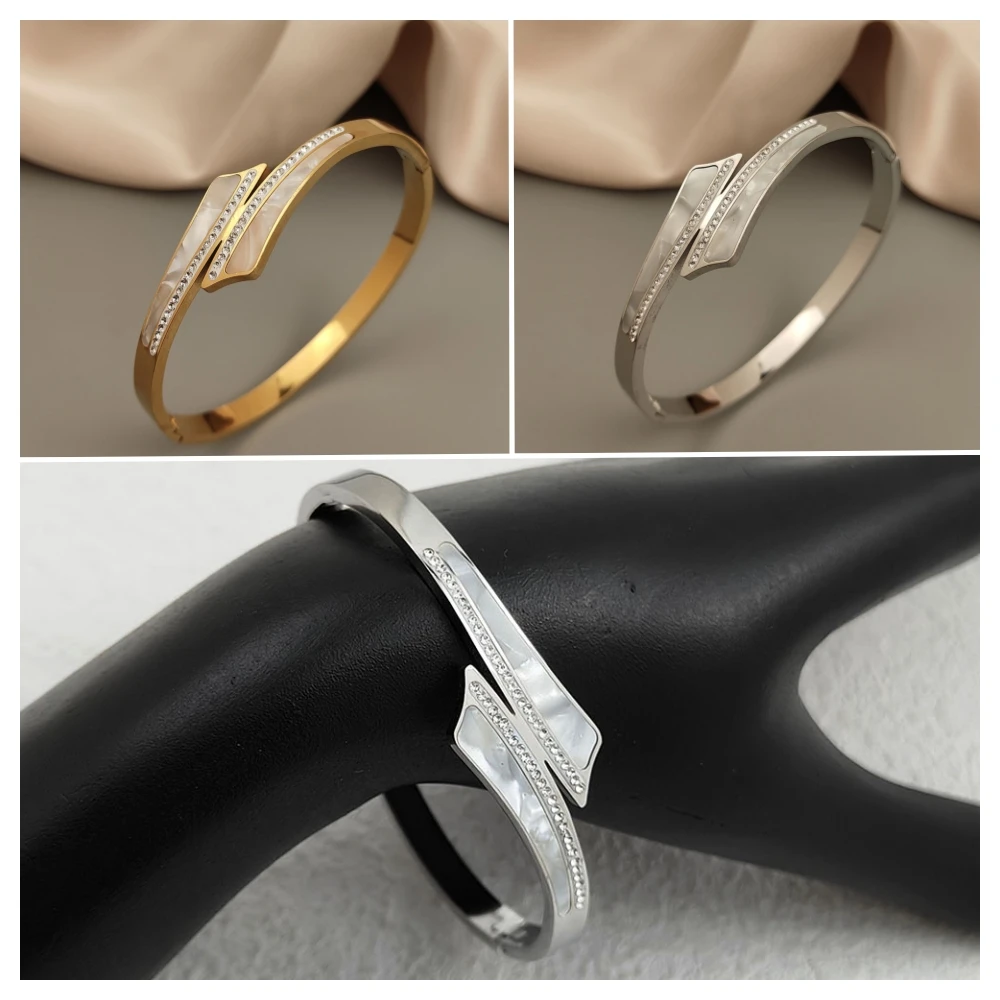 Light luxury diamond shell style stainless steel bracelet High-quality waterproof jewelry, gifts for friends
Light luxury diamond shell style stainless steel bracelet High-quality waterproof jewelry, gifts for friends