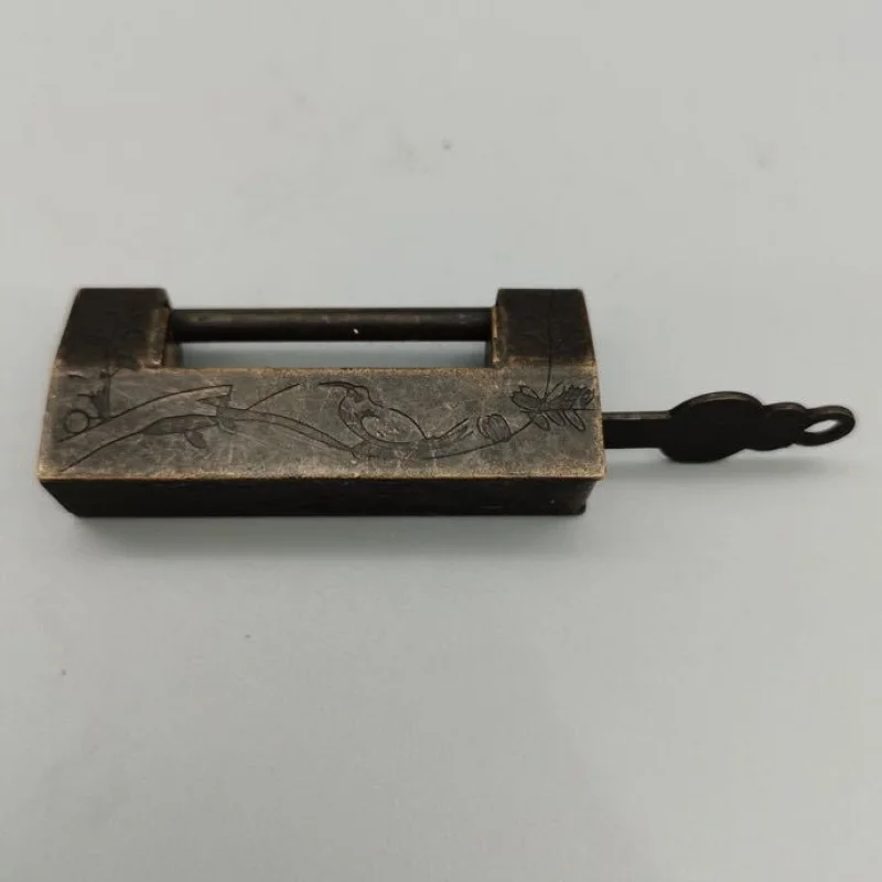 Antique Miscellaneous Items Imitation Antique Lock Retro Small Lock Head Distressed Box Key Lock Horizontal Copper Lock Old Styl
Antique Miscellaneous Items Imitation Antique Lock Retro Small Lock Head Distressed Box Key Lock Horizontal Copper Lock Old Styl