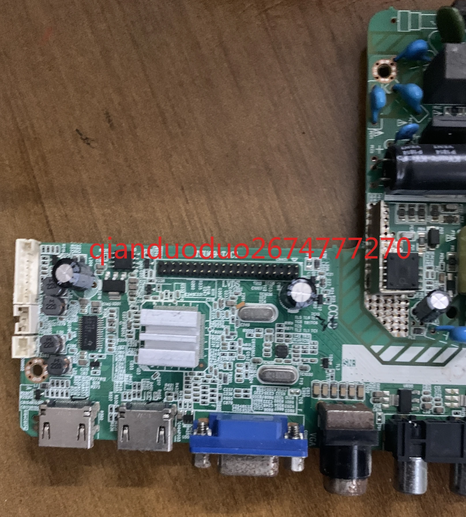 Applicable to Philips 39PHF3251 39E1900 32PHF3052 main board TSU69-T4C1 screen K390WK1
Applicable to Philips 39PHF3251 39E1900 32PHF3052 main board TSU69-T4C1 screen K390WK1