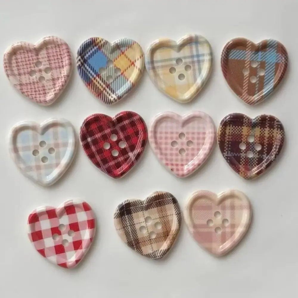 10Pcs 2025 Cute Buttons Love Shape Floral Garment Ornaments Vintage Resin Doll Accessory
10Pcs 2025 Cute Buttons Love Shape Floral Garment Ornaments Vintage Resin Doll Accessory