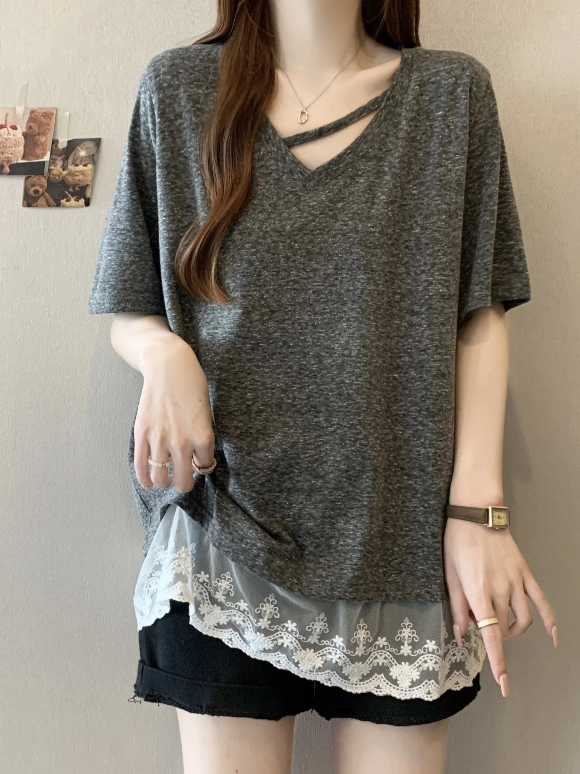 plus Size Women's T-irt V-Ne Lace Hem ort Sve Loose Fit Mid-Length Cover Butt Summer Sweet Sle Princ Straight Tube
plus Size Women's T-irt V-Ne Lace Hem ort Sve Loose Fit Mid-Length Cover Butt Summer Sweet Sle Princ Straight Tube