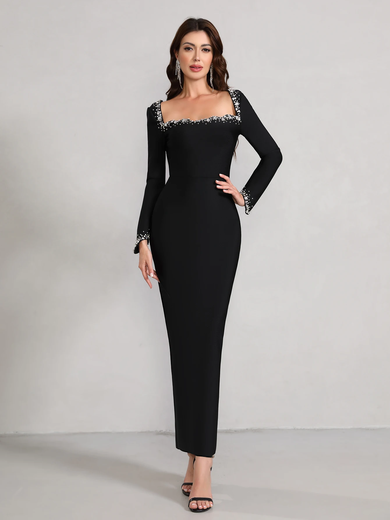 Название товара wholesale Осень Зима Черные длинные рукава Сшитые вручную Стразы Сексуальное Бандажное платье Коктейльной вечеринки знаменитостей Код товара
Название товара wholesale Осень Зима Черные длинные рукава Сшитые вручную Стразы Сексуальное Бандажное платье Коктейльной вечеринки знаменитостей Код товара