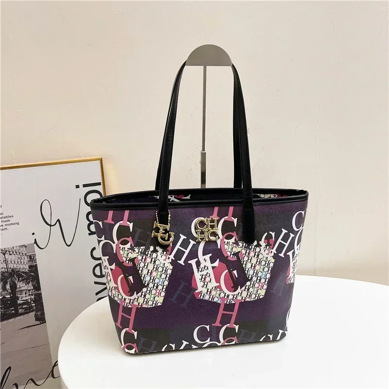 Elegant Women's Shoulder Bag Genuine Leather Designer Crossbody Tote Handbags Ladies Luxury Brand Stylish Daily Use Purse
Elegant Women's Shoulder Bag Genuine Leather Designer Crossbody Tote Handbags Ladies Luxury Brand Stylish Daily Use Purse
