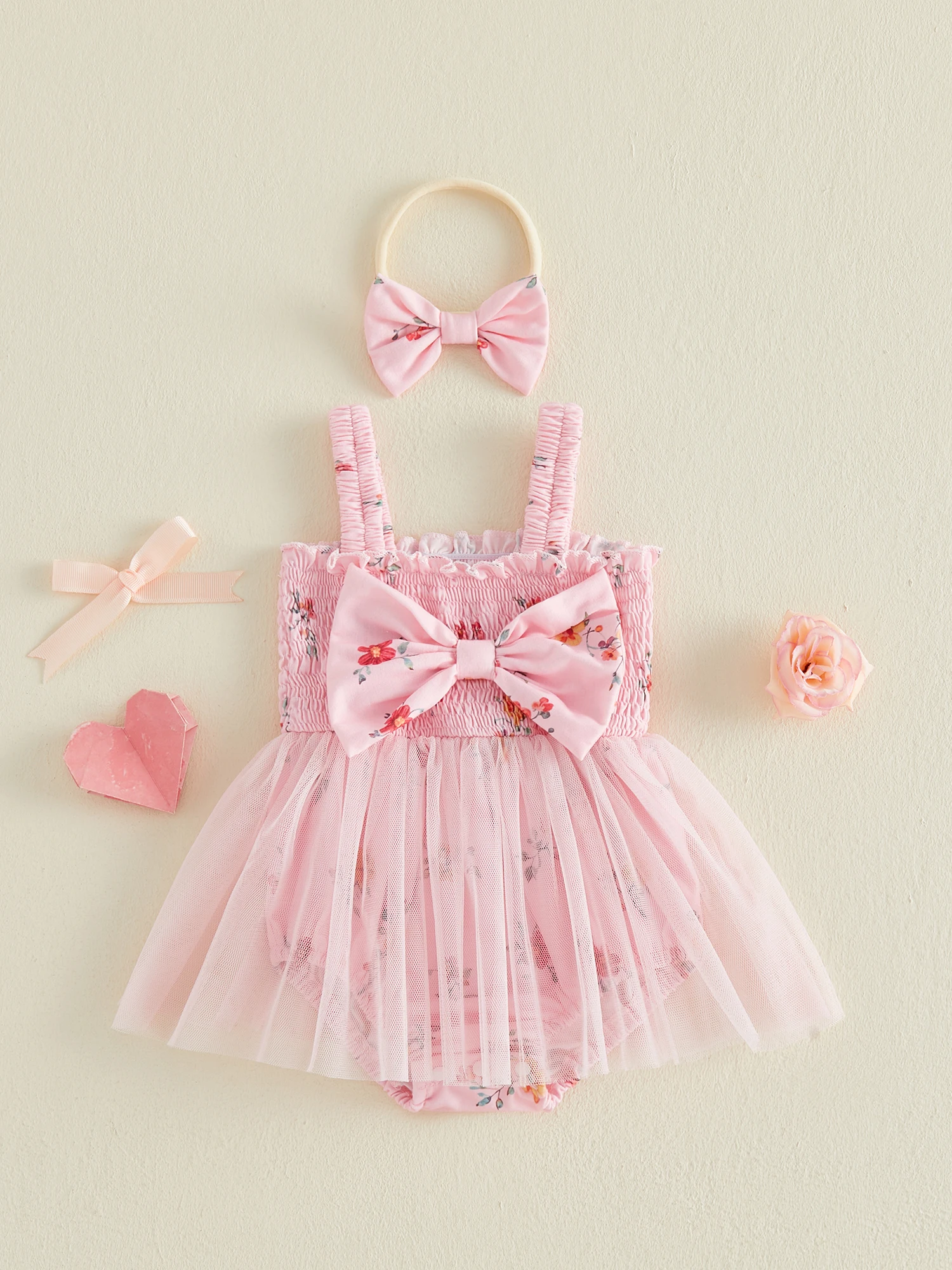 Toddler Girls Ruffle Sleeve Romper Dress with Bow Headband Set Floral Print Jumpsuit Outfit for Summer Party and Playdates
Toddler Girls Ruffle Sleeve Romper Dress with Bow Headband Set Floral Print Jumpsuit Outfit for Summer Party and Playdates