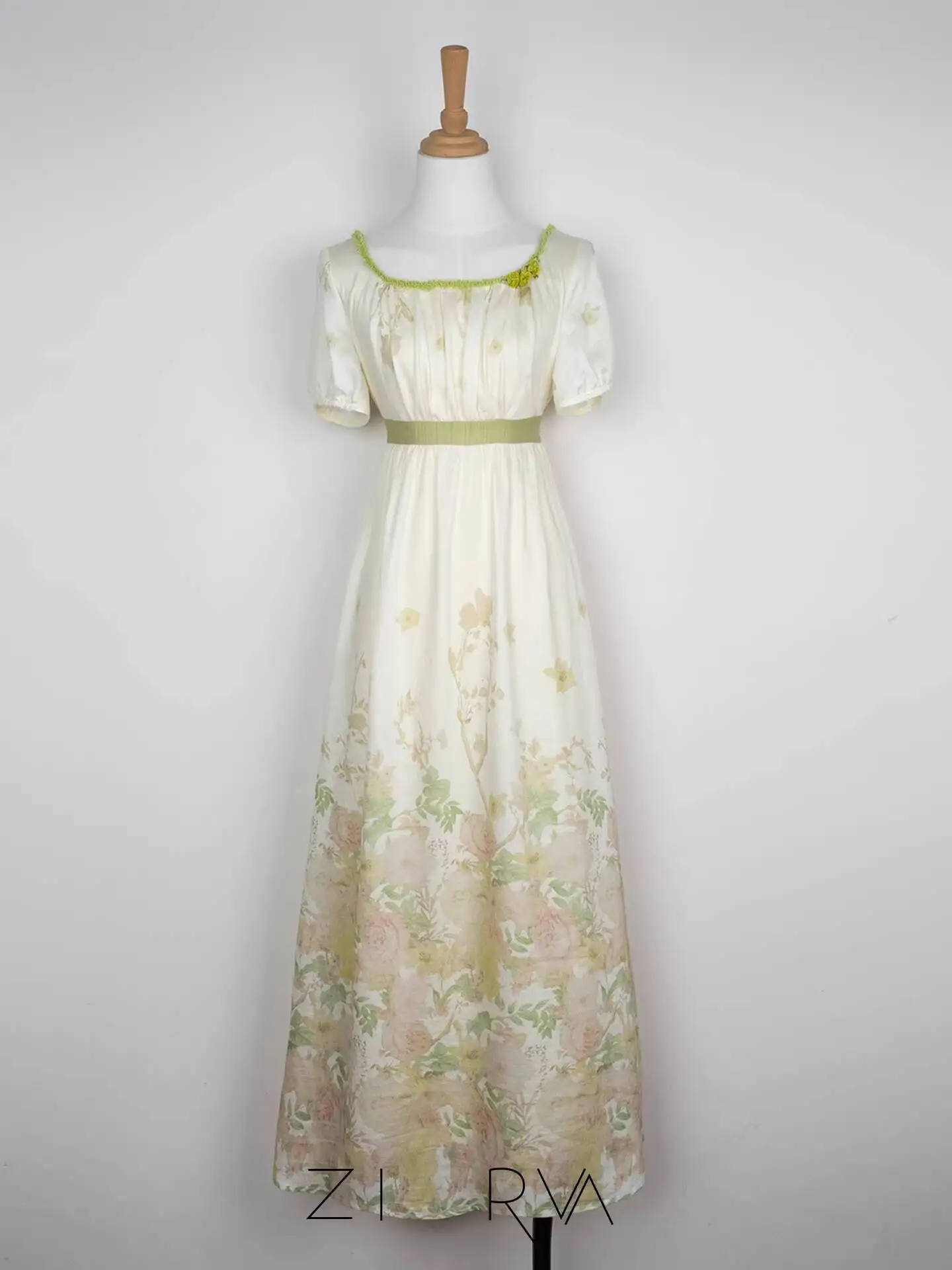 Women Floral Print Empire Waist Regency Dress Vintage Puff Sleeve Victorian Maxi Dress Elegant Cottagecore Evening Party Gown
Women Floral Print Empire Waist Regency Dress Vintage Puff Sleeve Victorian Maxi Dress Elegant Cottagecore Evening Party Gown