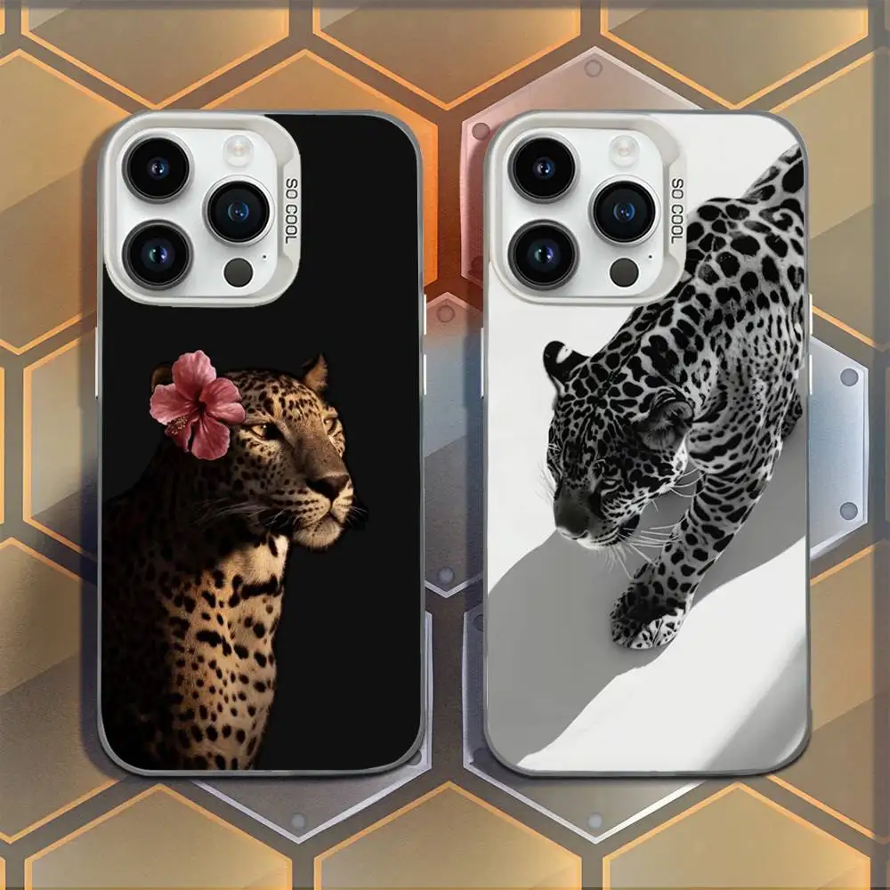 Luxury fashion leopard print Phone Case For iPhone 16,15,14,13,12,11,Mini,Pro,E,MAX White Candy Matte Shockproof Cover 
Luxury fashion leopard print Phone Case For iPhone 16,15,14,13,12,11,Mini,Pro,E,MAX White Candy Matte Shockproof Cover