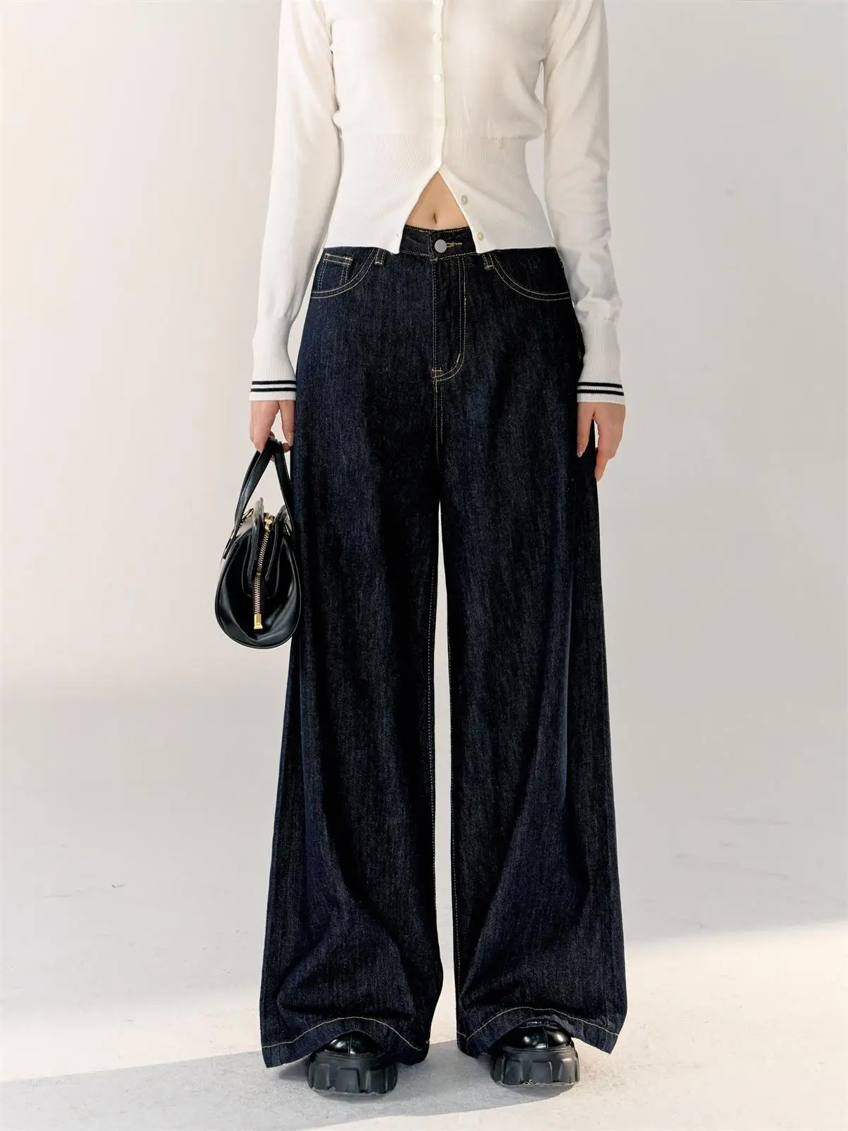 Джинсы AsGony Deep Blue в стиле ретро, с высокой талией, широкими штанинами, повседневные, свободные, универсальные, стройнящие, длинные брюки, осенняя коллекция, женская мода
Джинсы AsGony Deep Blue в стиле ретро, с высокой талией, широкими штанинами, повседневные, свободные, универсальные, стройнящие, длинные брюки, осенняя коллекция, женская мода