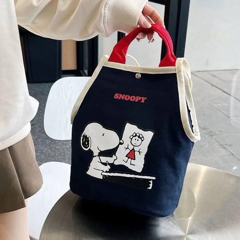 Miniso anime peripheral cartoon multifunctional canvas bag, large capacity crossbody bag, bucket bag, portable outdoor handbag
Miniso anime peripheral cartoon multifunctional canvas bag, large capacity crossbody bag, bucket bag, portable outdoor handbag