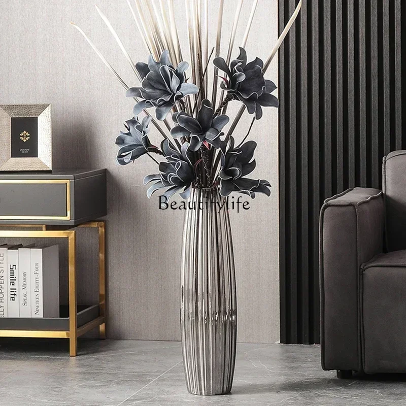 Nordic Electroplating Flower Vase for Entrance Light Luxury High-end Household Vase Large Ceramics
Nordic Electroplating Flower Vase for Entrance Light Luxury High-end Household Vase Large Ceramics