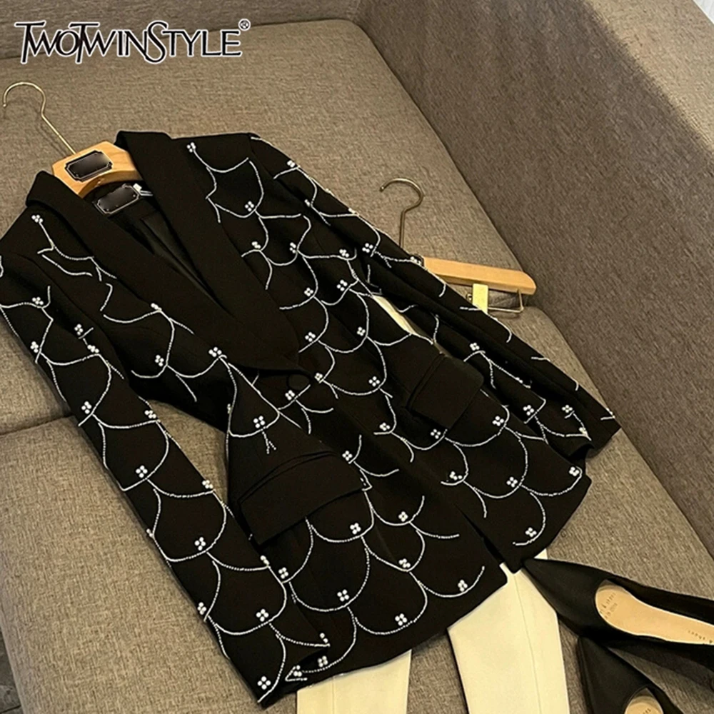 TWOTWINSTYLE дизайнерские утягивающие блейзеры для женщин с v-образным вырезом и длинными рукавами, осеннее повседневное пальто с карманами, женская мода KJA542453
TWOTWINSTYLE дизайнерские утягивающие блейзеры для женщин с v-образным вырезом и длинными рукавами, осеннее повседневное пальто с карманами, женская мода KJA542453