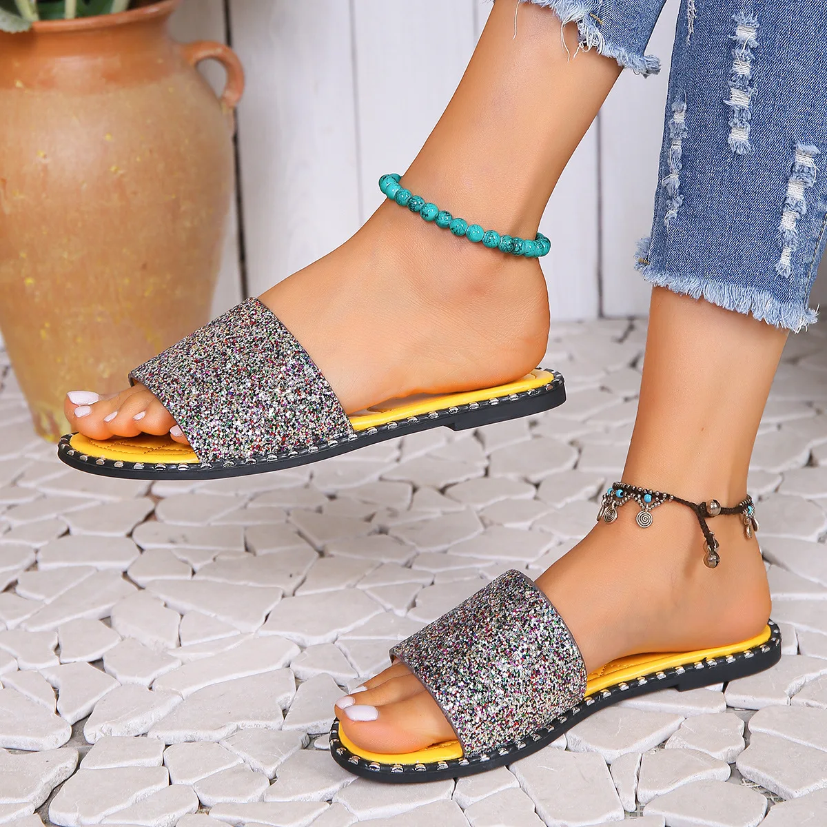 Summer 2024 New Fashion Women Slippers Open Toed Flat Beach Shoes Women Rome Outdoor Slippers Ladies Zapatos Mujer Slides
Summer 2024 New Fashion Women Slippers Open Toed Flat Beach Shoes Women Rome Outdoor Slippers Ladies Zapatos Mujer Slides