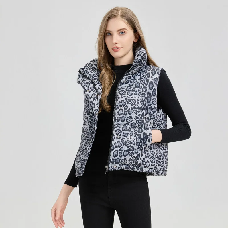 Зима 2025 г., короткий жилет для похудения, пальто с леопардовым принтом, модная и стильная женская универсальная одежда 
Зима 2025 г., короткий жилет для похудения, пальто с леопардовым принтом, модная и стильная женская универсальная одежда