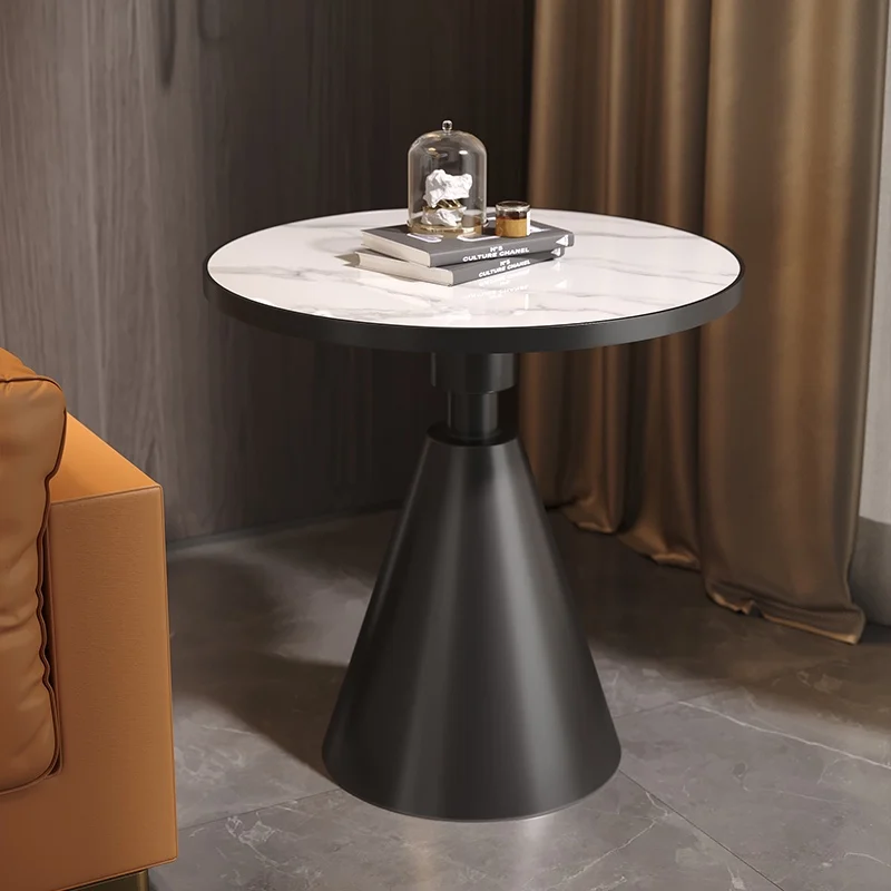 The living room is light and luxurious, with a few round marble sofa corners, a few small apartments, balconies, hotel bedheads,
The living room is light and luxurious, with a few round marble sofa corners, a few small apartments, balconies, hotel bedheads,