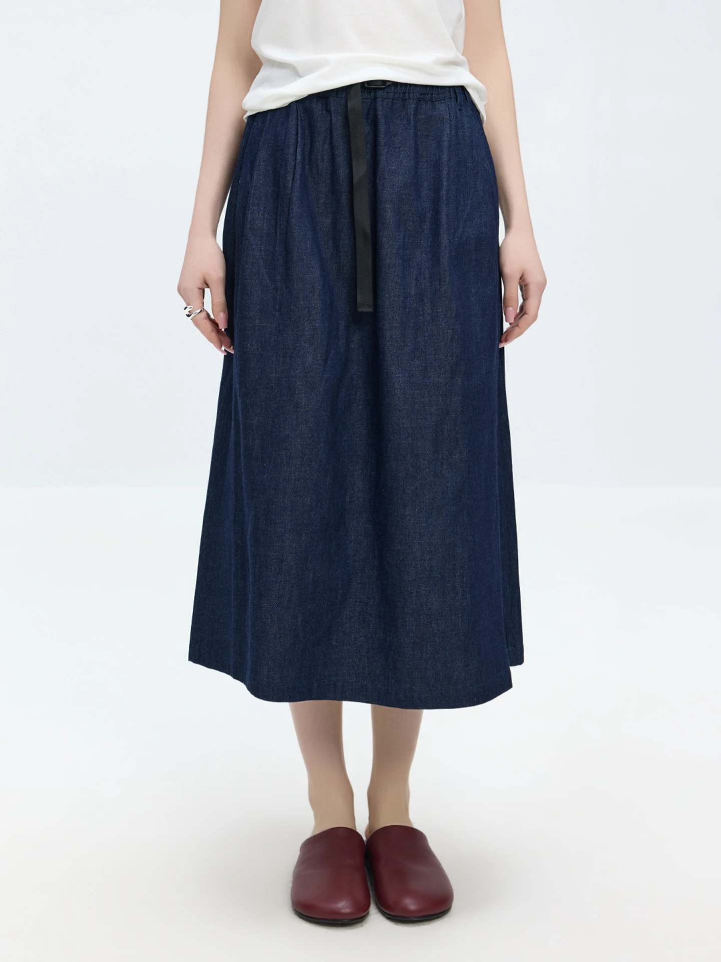 LUR Spring Cotton Linen Denim Belted A-Line High Waist Skirt Comfortable Versatile Fashionable Drapey Half-length Skirt
LUR Spring Cotton Linen Denim Belted A-Line High Waist Skirt Comfortable Versatile Fashionable Drapey Half-length Skirt