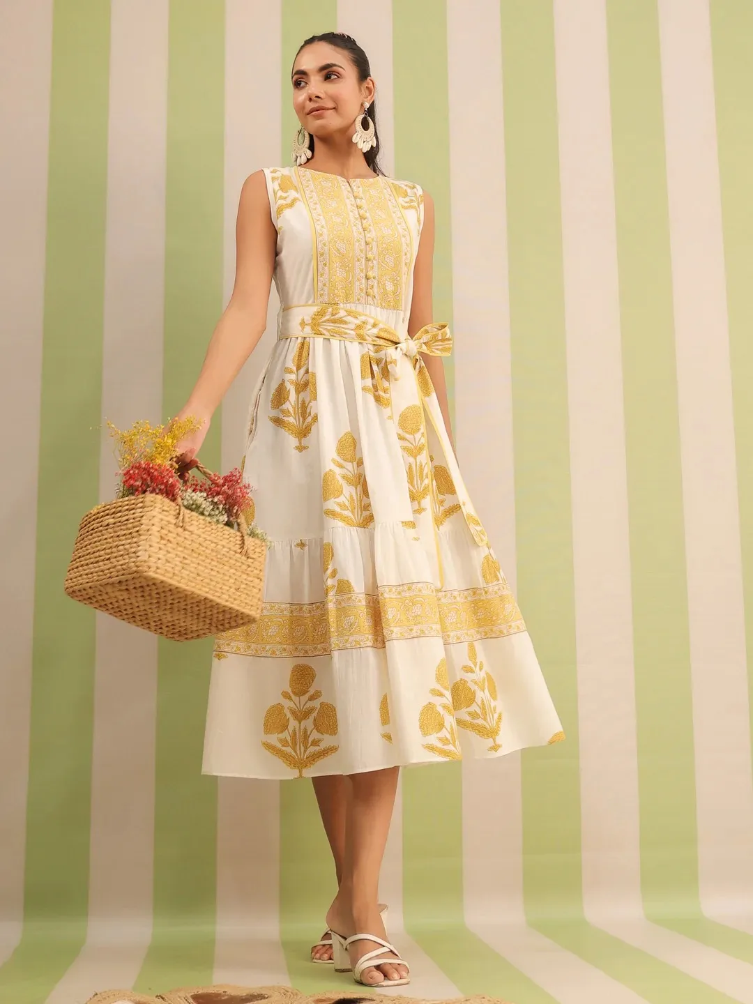 Indian White & Yellow Sleeveless Maxi Dress with Belt and Pockets Cotton women summer Dress
Indian White & Yellow Sleeveless Maxi Dress with Belt and Pockets Cotton women summer Dress