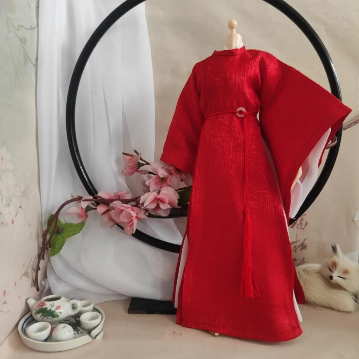 Hanfu Dress1/6 Men Hanfu Chinese Ancient white Suit red clothes Robe Model for 12inch Action Figure Body AnimeToys
Hanfu Dress1/6 Men Hanfu Chinese Ancient white Suit red clothes Robe Model for 12inch Action Figure Body AnimeToys
