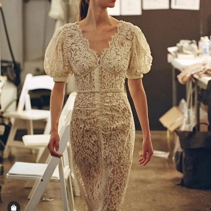 Elegant White Lace Evening Formal Dress 2025 V-Neck Short Puffy Sleeve Formal Party Gown Robe De Soiree Vestidos Feast
Elegant White Lace Evening Formal Dress 2025 V-Neck Short Puffy Sleeve Formal Party Gown Robe De Soiree Vestidos Feast