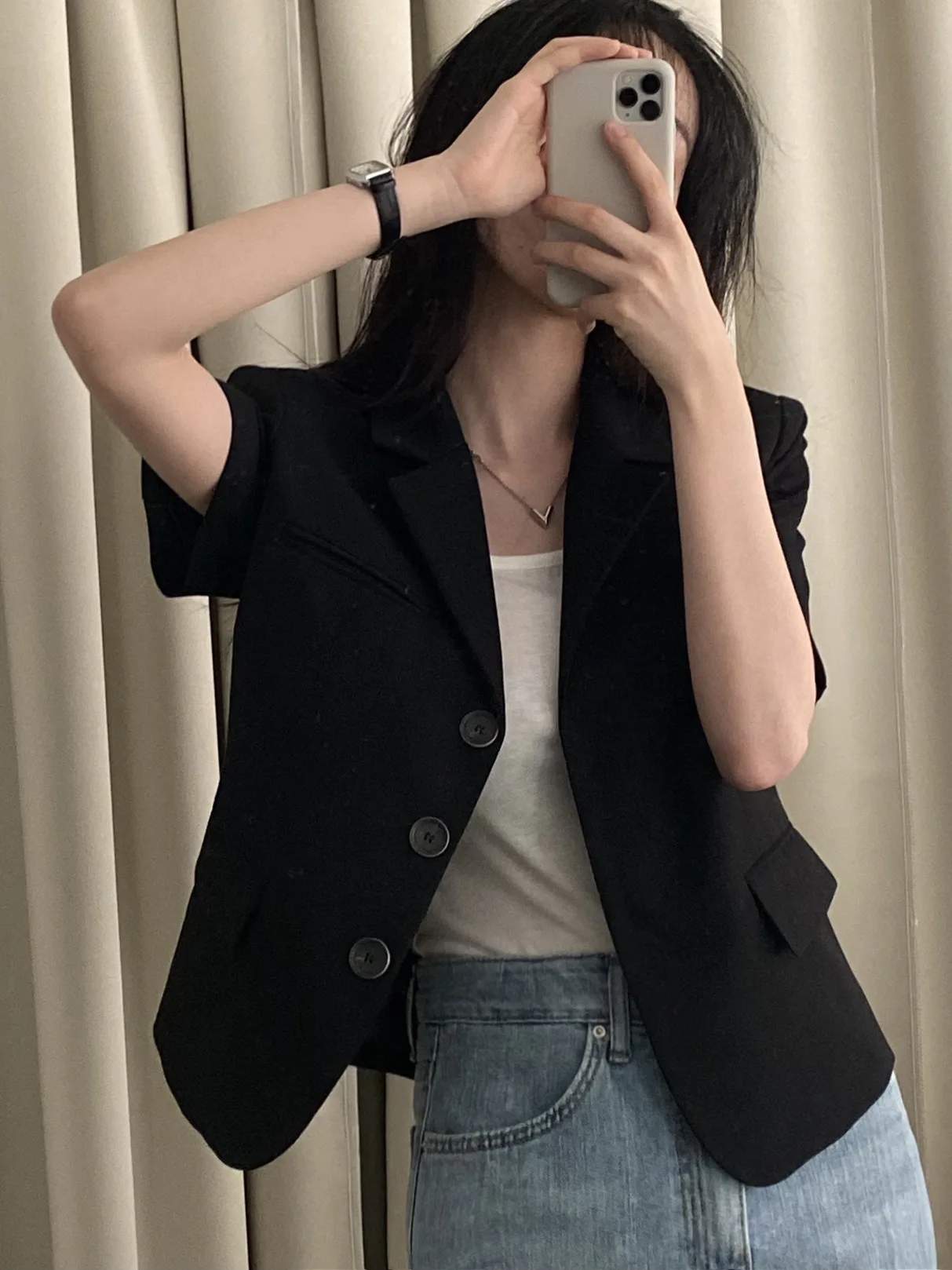 Корейский свободный костюм ort Sve Jaet, женский летний новый высококачественный универсальный топ на одной пуговице, пышная длина обычной длины...
Корейский свободный костюм ort Sve Jaet, женский летний новый высококачественный универсальный топ на одной пуговице, пышная длина обычной длины...