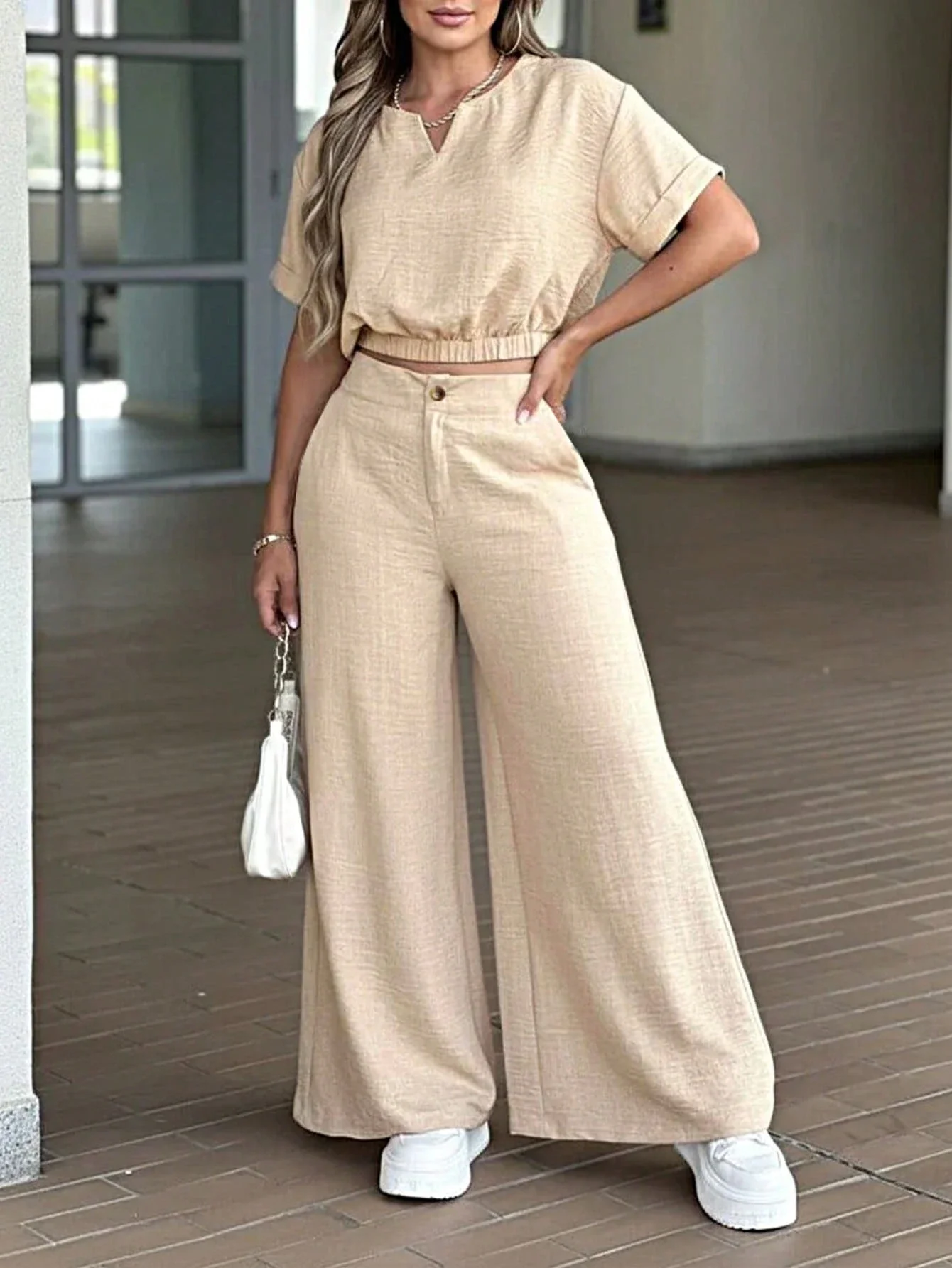 Women's Elegant Solid Color 2-Piece Set Crop Top And Wide Leg Pants For Daily Wear Vacation Spring Summer
Women's Elegant Solid Color 2-Piece Set Crop Top And Wide Leg Pants For Daily Wear Vacation Spring Summer