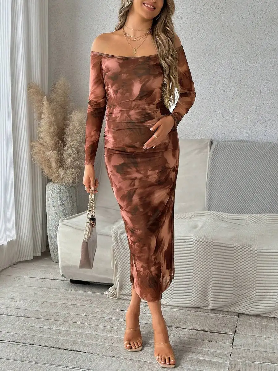 Elegant Off-Shoulder Tie Dye Maternity Dress With Side Slit
Elegant Off-Shoulder Tie Dye Maternity Dress With Side Slit