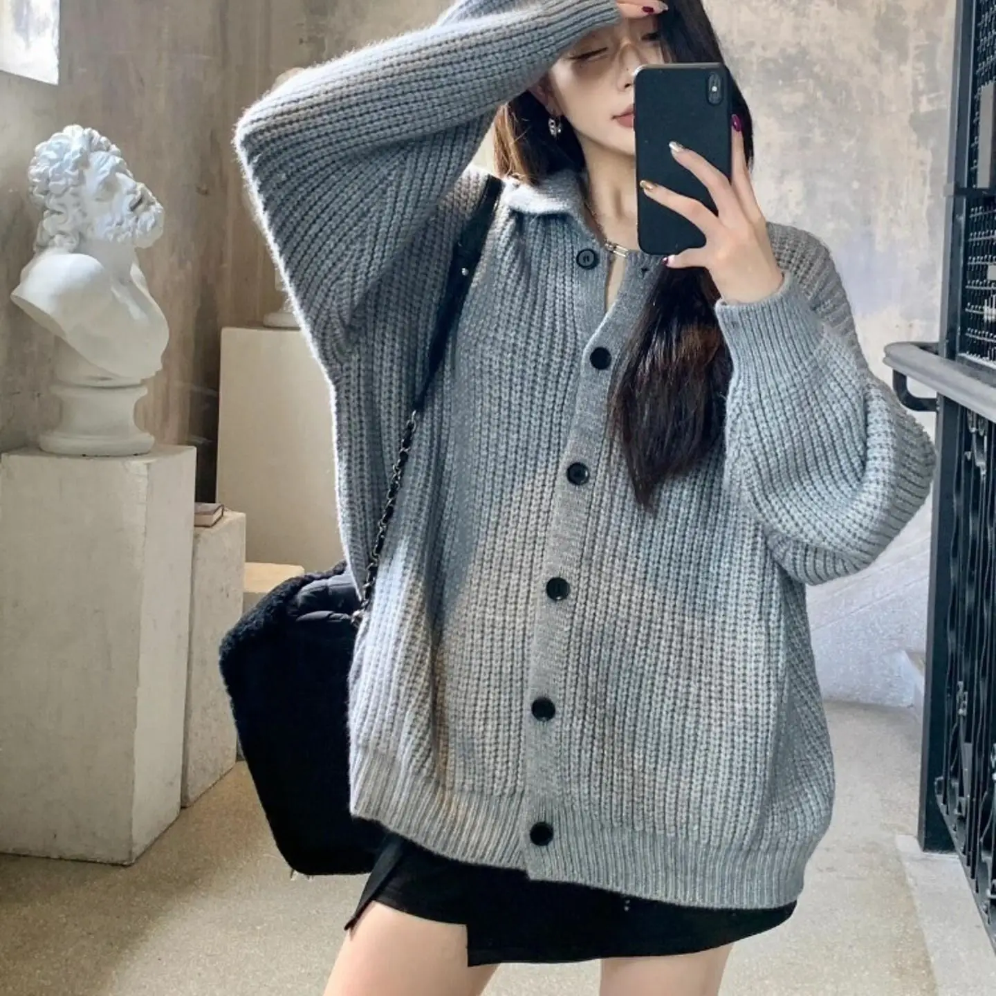 High-End Collar Knitted Sweater for Women Anti-Pilling Autumn Winter Outerwear Flip Collar Open Cardigan Soft Cotton Yarn
High-End Collar Knitted Sweater for Women Anti-Pilling Autumn Winter Outerwear Flip Collar Open Cardigan Soft Cotton Yarn