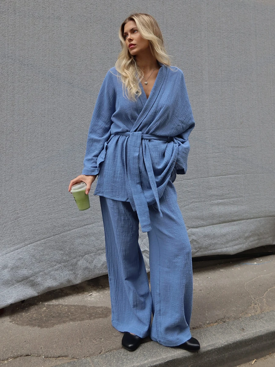 Mozuleva 2025 Autumn New 100% Cotton Women's Blue Lace Up Long Sleeve Pajama Set Loose Pants 2 Piece Leisure Homewear
Mozuleva 2025 Autumn New 100% Cotton Women's Blue Lace Up Long Sleeve Pajama Set Loose Pants 2 Piece Leisure Homewear
