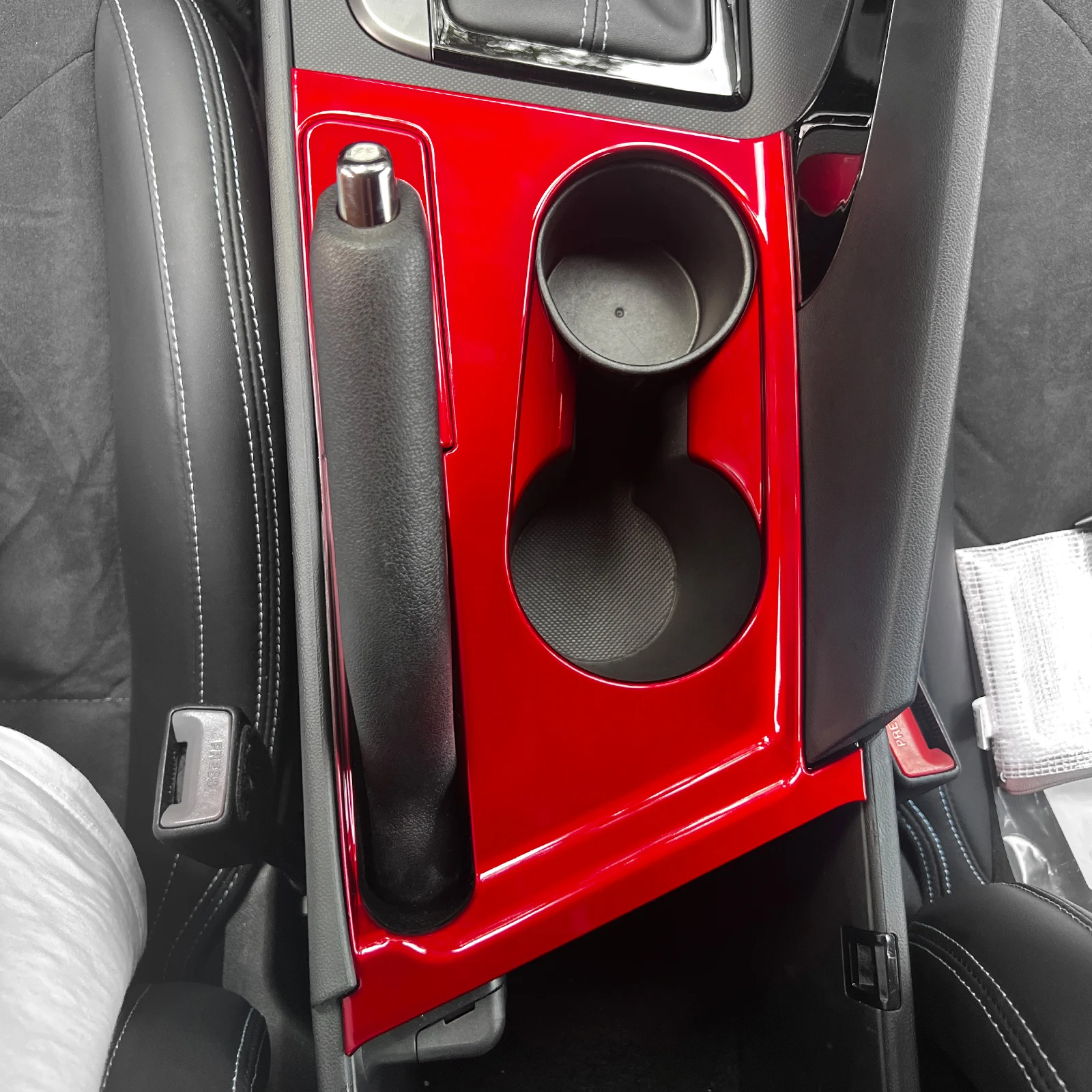 Red Car Central Console Water Cup Holder Trim Cover Interior Decoration For Hyundai Elantra CN7-N Line 2020-2023
Red Car Central Console Water Cup Holder Trim Cover Interior Decoration For Hyundai Elantra CN7-N Line 2020-2023