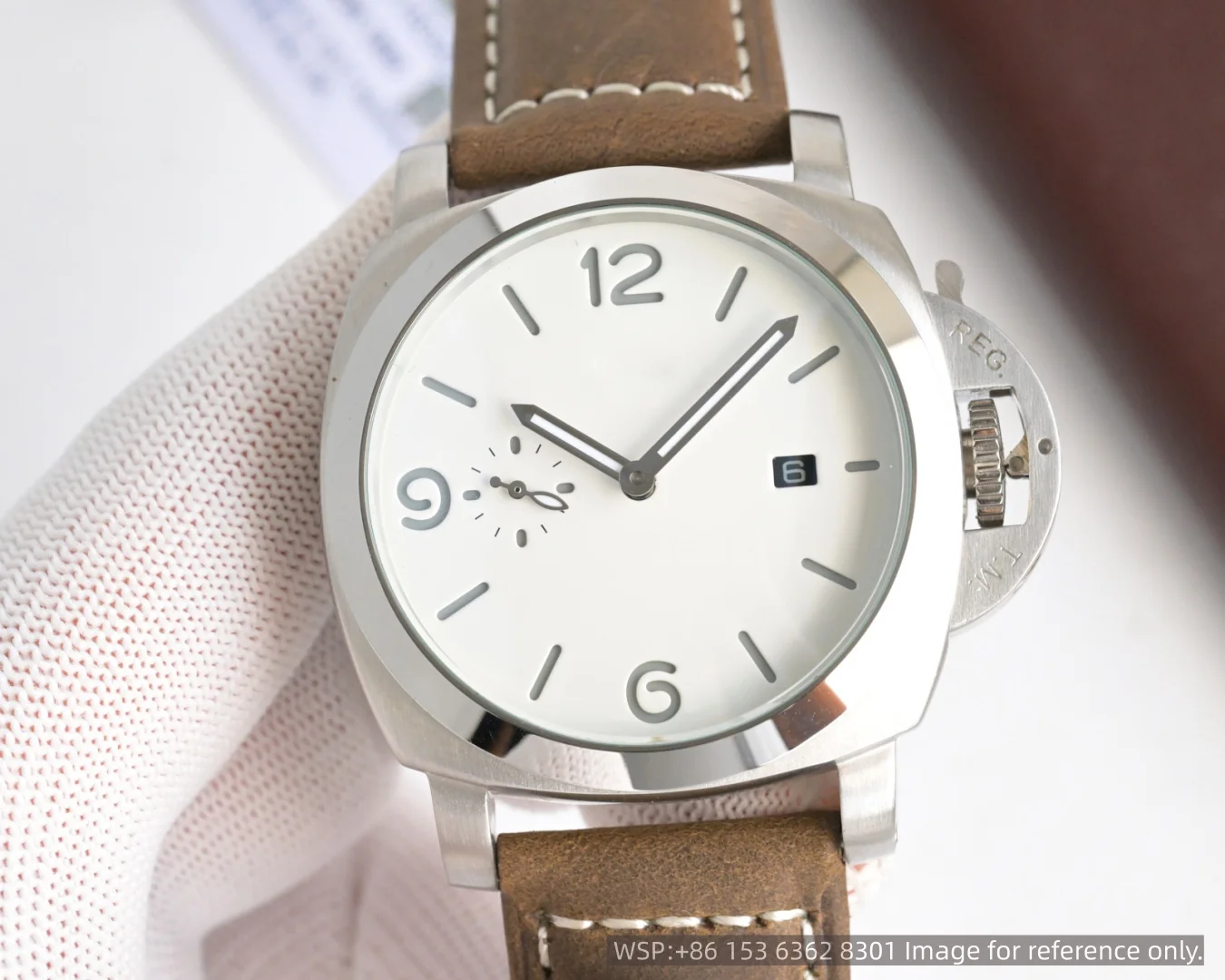 42mm luxury men's watch, made of 904L steel, automatic movement-h
42mm luxury men's watch, made of 904L steel, automatic movement-h