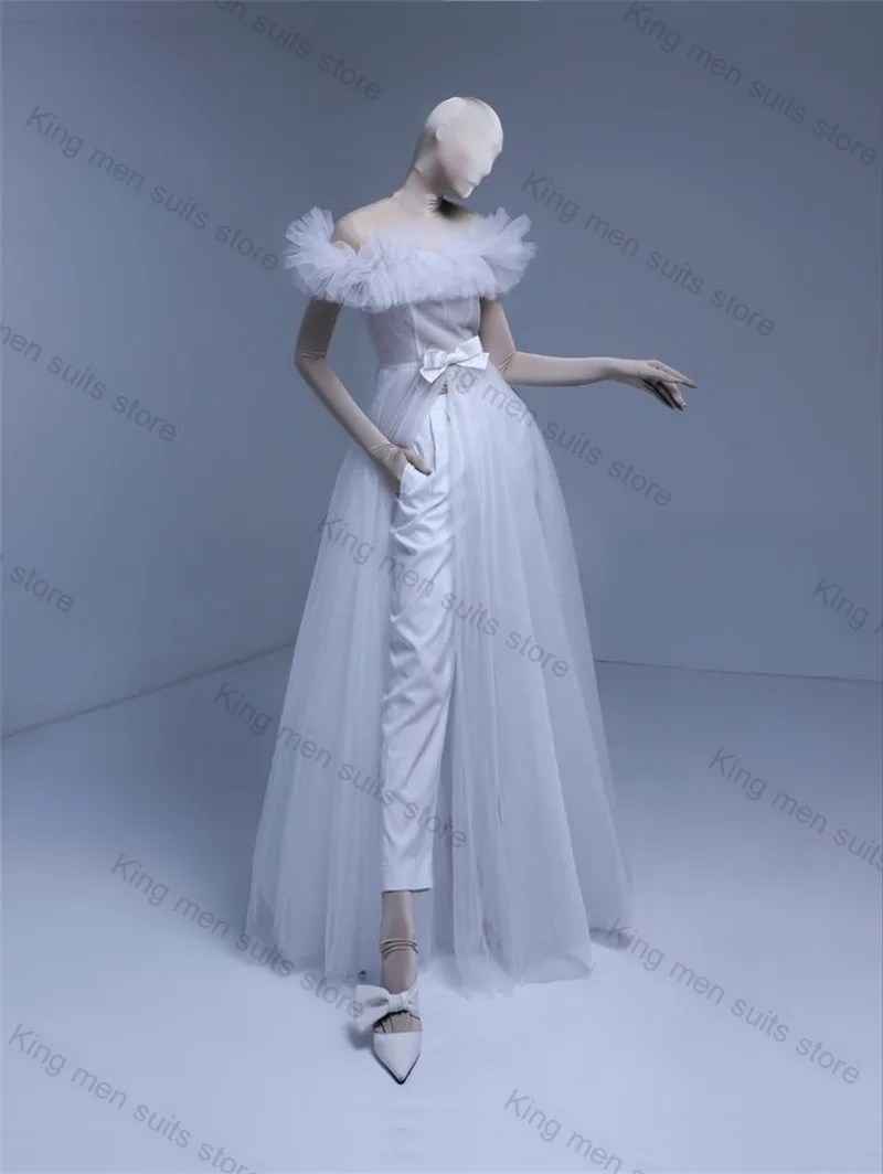 White Tulle Women Suit Set 2 Pcs Blazer+Pants Trousers With Train Customized Formal Office Lady Jacket Wedding Prom Coat
White Tulle Women Suit Set 2 Pcs Blazer+Pants Trousers With Train Customized Formal Office Lady Jacket Wedding Prom Coat