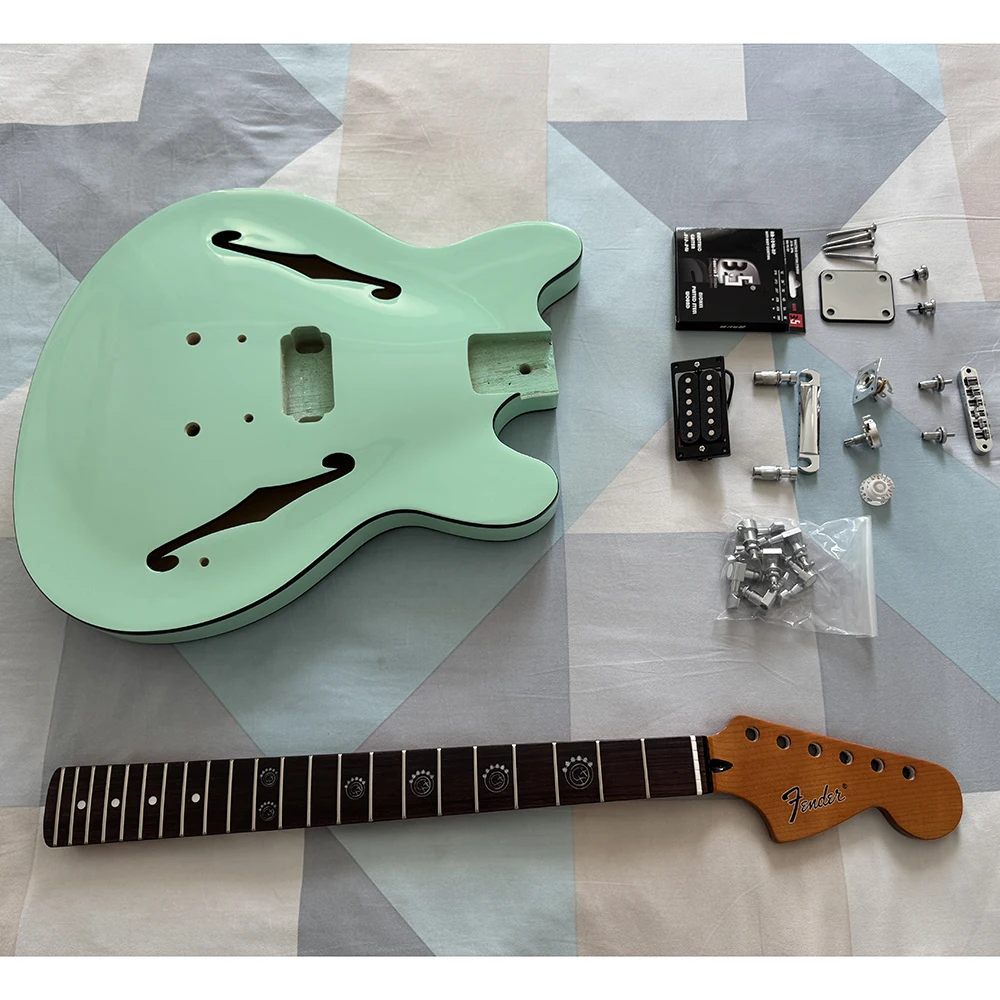 DIY, Starcaster jazz electric guitar semi-finished product, guitar head, surfing green guitar body and all components
DIY, Starcaster jazz electric guitar semi-finished product, guitar head, surfing green guitar body and all components