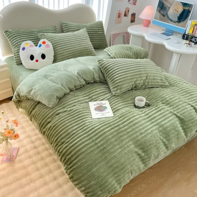 2024 New Winter Warm Thickened High Gram Weight Striped Type A Rabbit Plush Rabbit Plush Milk Plush Four-piece Sheet
2024 New Winter Warm Thickened High Gram Weight Striped Type A Rabbit Plush Rabbit Plush Milk Plush Four-piece Sheet