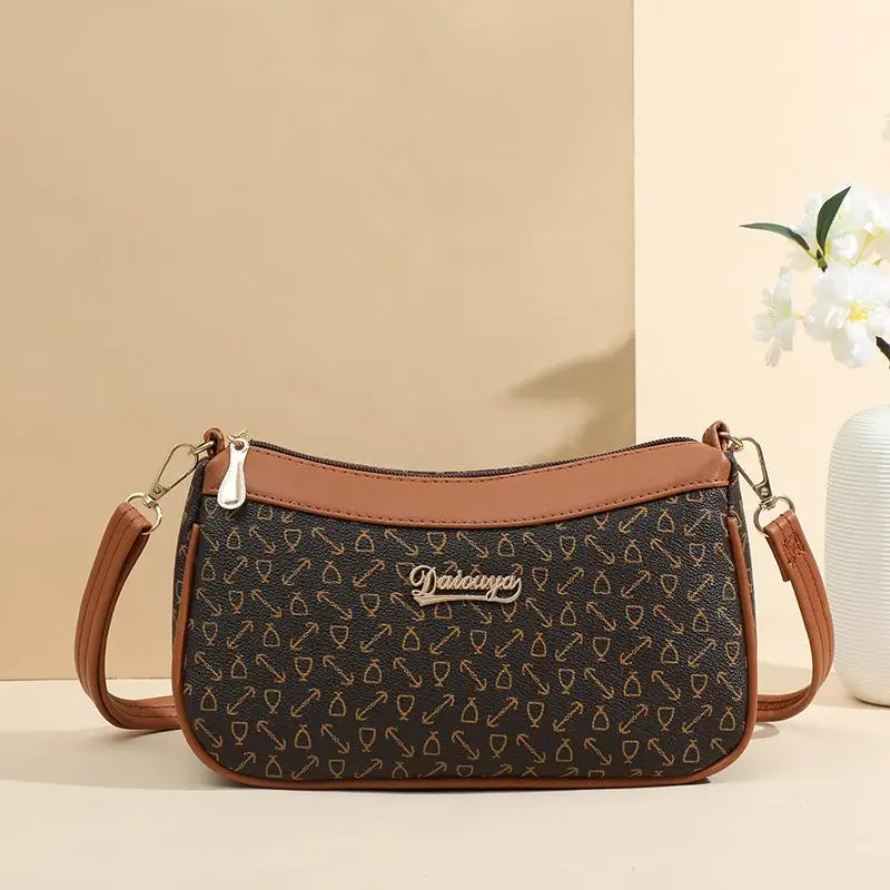 New Fashion Square Bag Female Shoulder Bags Middle Aged Mom Crossbody Bags Small Square Bag Leisure Versatile Crossbody Bags
New Fashion Square Bag Female Shoulder Bags Middle Aged Mom Crossbody Bags Small Square Bag Leisure Versatile Crossbody Bags