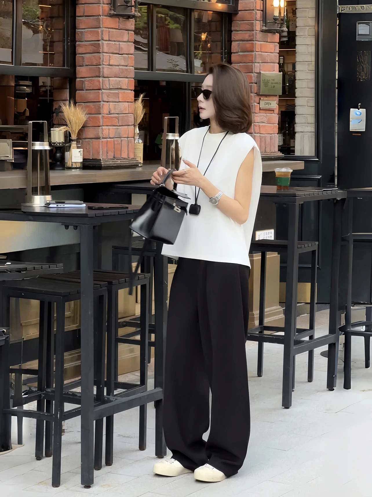 Zhou Design Sensation Spring New Heavy Duty Tailoring Comfortable Black Wide Leg Casual Pants High Waist Straight Leg
Zhou Design Sensation Spring New Heavy Duty Tailoring Comfortable Black Wide Leg Casual Pants High Waist Straight Leg