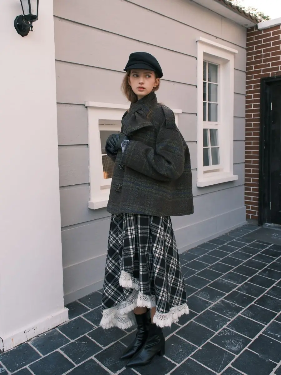 Теплый клетчатый шерстяной плащ на хлопковой подкладке, свободное пальто Briti Sle, универсальное зимнее термодлинное пальто средней длины на пуговицах
Теплый клетчатый шерстяной плащ на хлопковой подкладке, свободное пальто Briti Sle, универсальное зимнее термодлинное пальто средней длины на пуговицах