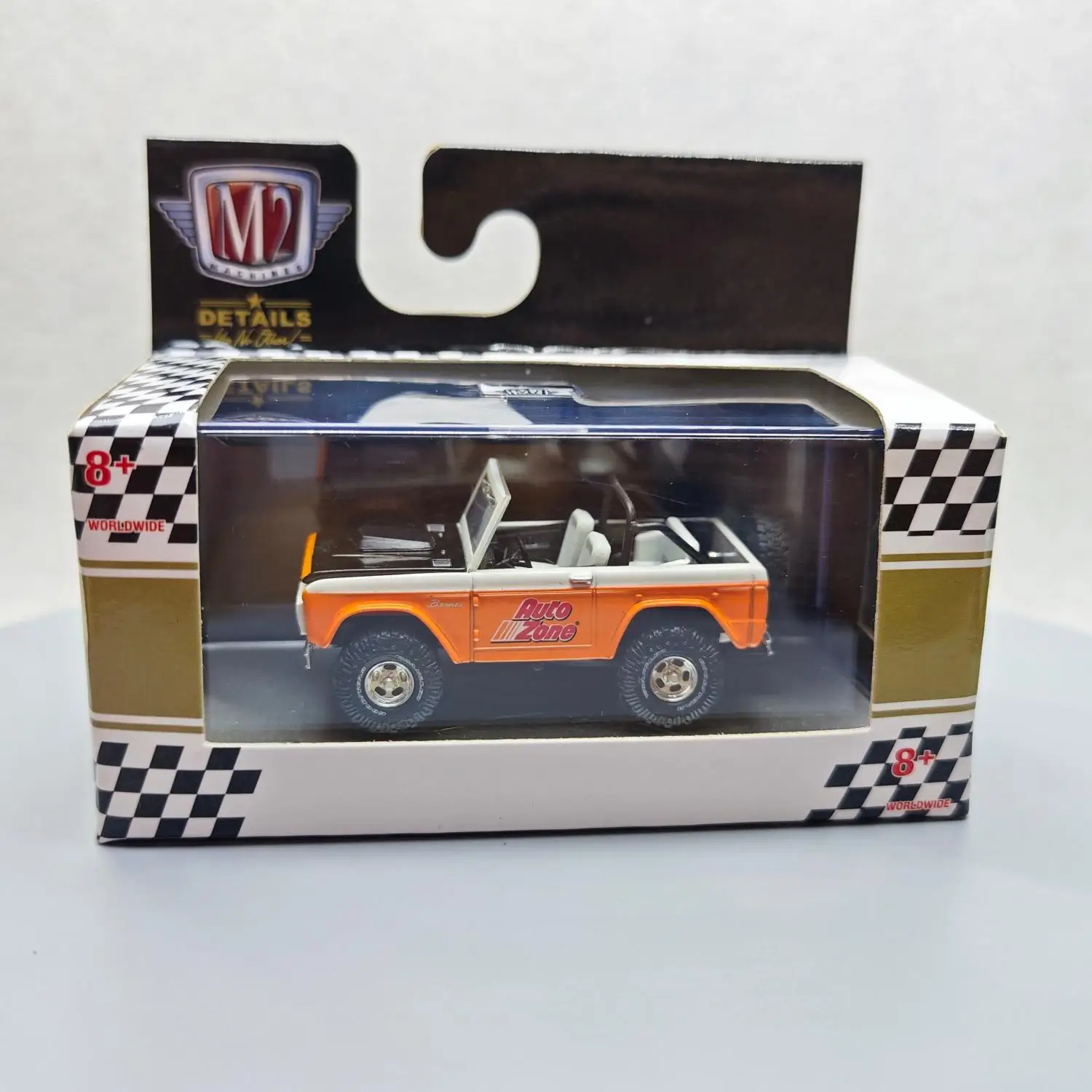 Машина M2 1/64 1966 Ford Bronco HS21 оранжевая из литого сплава Модель автомобиля коллекционная демонстрационная игрушка подарок
Машина M2 1/64 1966 Ford Bronco HS21 оранжевая из литого сплава Модель автомобиля коллекционная демонстрационная игрушка подарок
