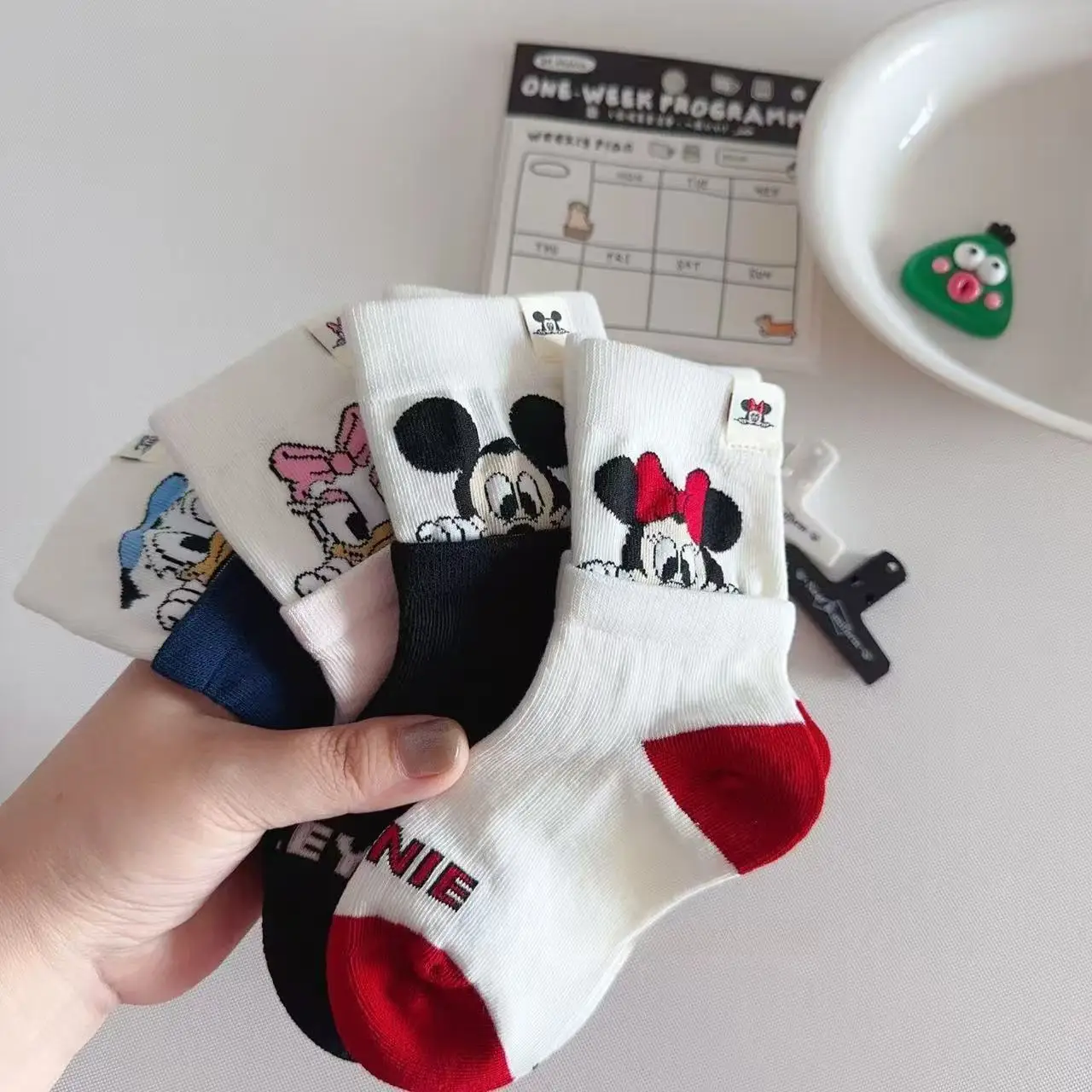 Spring Autumn 4Pcs/Lot Baby Boy Sock Cartoon Mickey Minnie Donald Daisy Print Kawaii Anime Sweat Cotton Girl Mid-calf Sock 2-12T
Spring Autumn 4Pcs/Lot Baby Boy Sock Cartoon Mickey Minnie Donald Daisy Print Kawaii Anime Sweat Cotton Girl Mid-calf Sock 2-12T