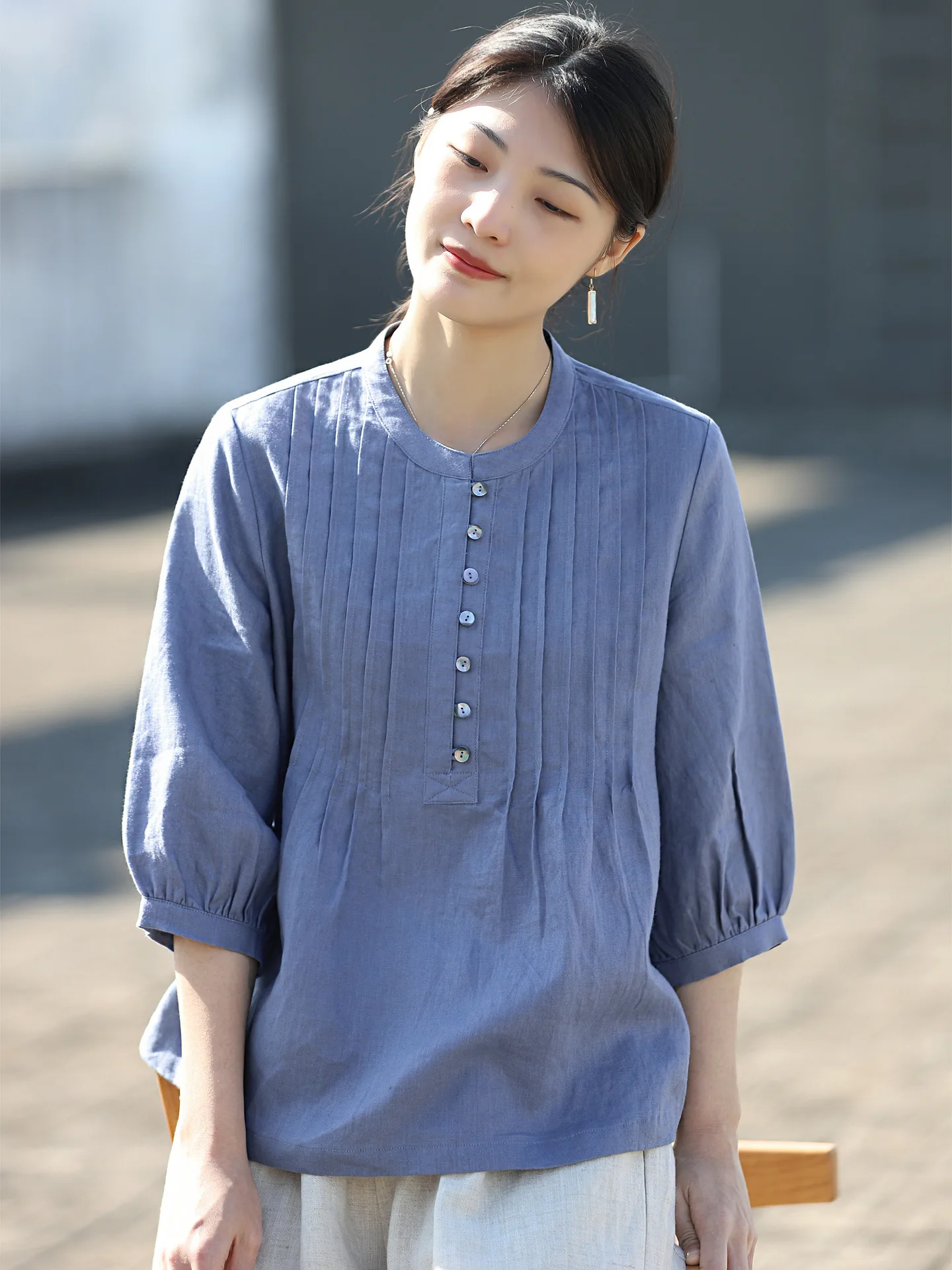 Loose Pure Linen Shirt Women Summer Casual round Neck Drawstring Pleated Cotton Linen Seven Sleeve Loose Shirt Artistic Style
Loose Pure Linen Shirt Women Summer Casual round Neck Drawstring Pleated Cotton Linen Seven Sleeve Loose Shirt Artistic Style