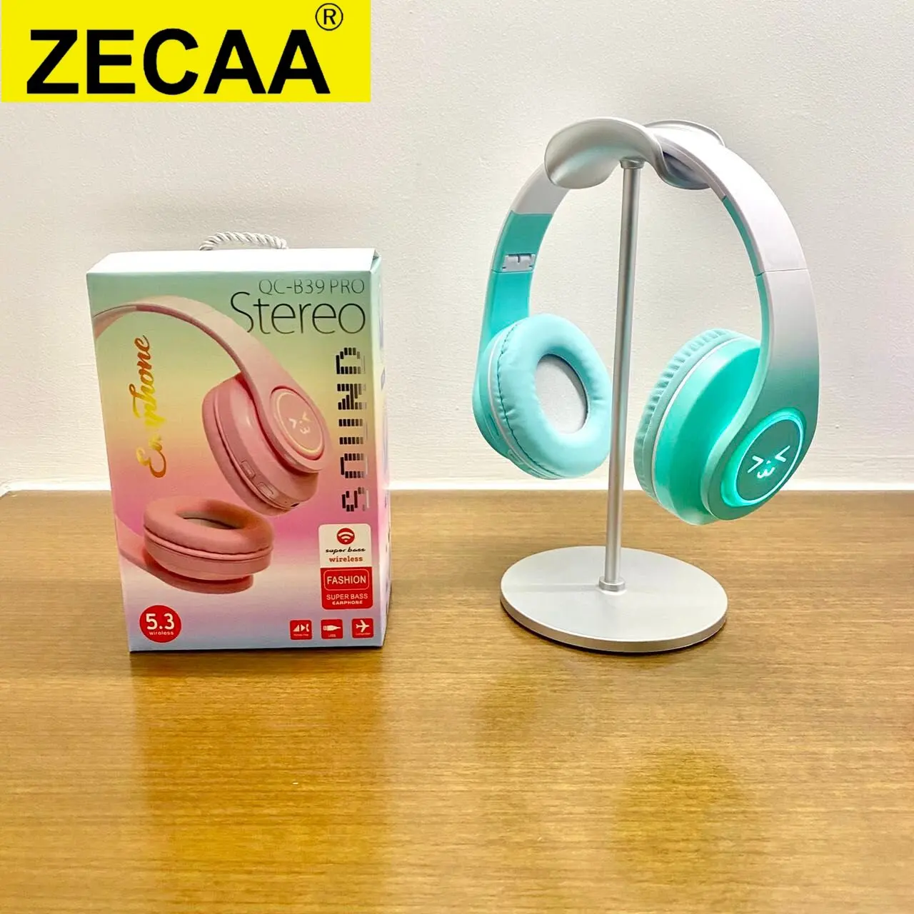 ZECAA New ANC Bluetooth Wireless Bass Headphone 5.4 Head On Earphones HiFi Sound Headphone Noise Cancelling Led Game Headphone
ZECAA New ANC Bluetooth Wireless Bass Headphone 5.4 Head On Earphones HiFi Sound Headphone Noise Cancelling Led Game Headphone