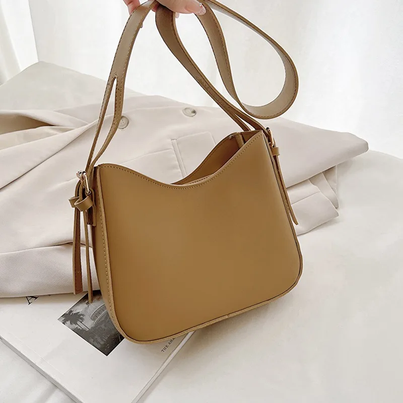 Popular Small Bag for Women, New Fashionable and Versatile Underarm Bags, 2025 Niche Minimalist Single Shoulder Crossbody Bags
Popular Small Bag for Women, New Fashionable and Versatile Underarm Bags, 2025 Niche Minimalist Single Shoulder Crossbody Bags
