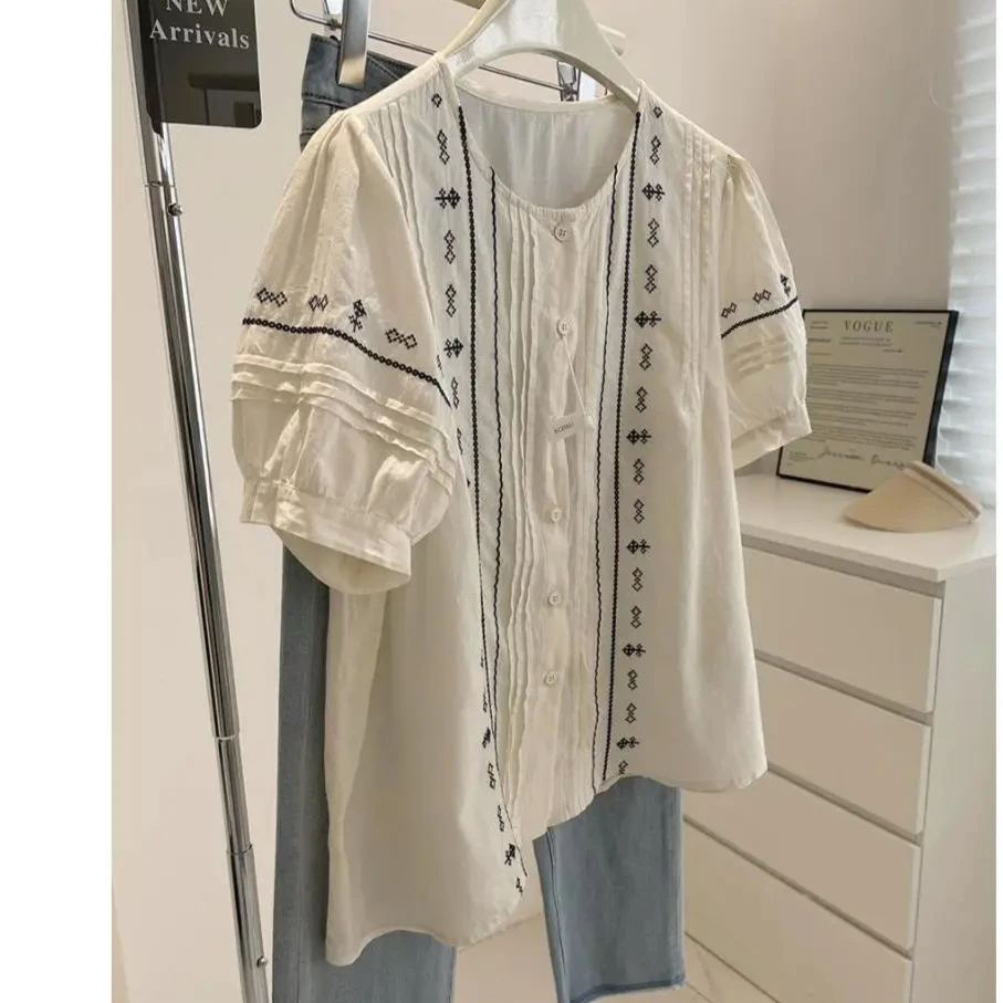Large Siz Embroider Short Sleeve Shirt for Women! Summer Loose Puff Sleeves Organ Ruched Crew E7655
Large Siz Embroider Short Sleeve Shirt for Women! Summer Loose Puff Sleeves Organ Ruched Crew E7655