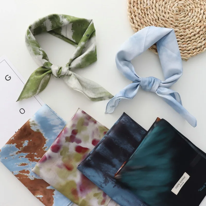 Fresh Breathable 100% Cotton Small Square Scarf Women's Soft Literary Decoration Sun Protection Silk Scarf Retro Easy Matching
Fresh Breathable 100% Cotton Small Square Scarf Women's Soft Literary Decoration Sun Protection Silk Scarf Retro Easy Matching