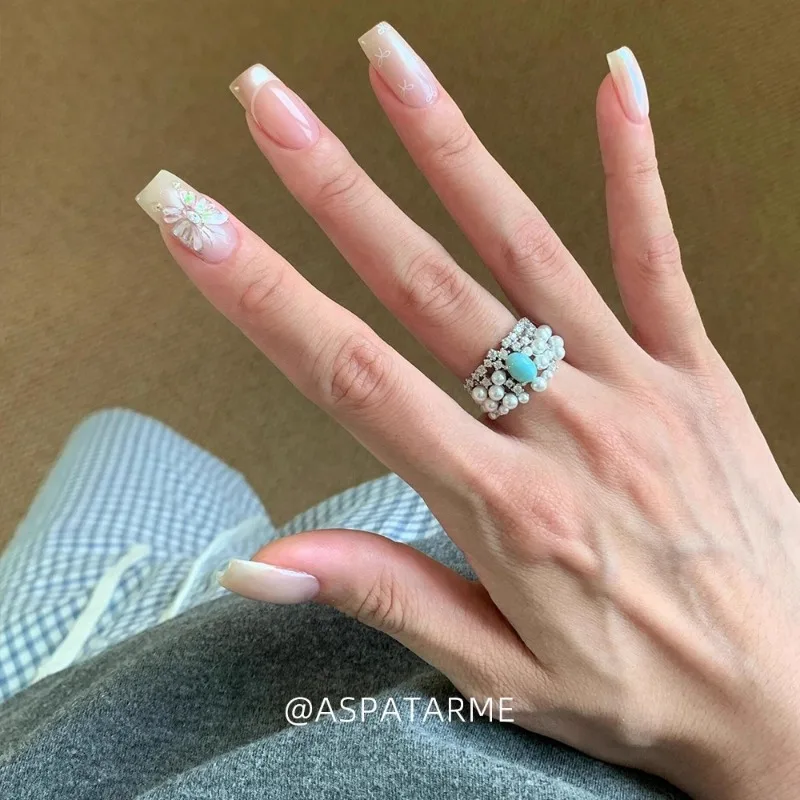 Sea Pattern Gemstone Wide-faced Pearl Flash Diamond Ring Women's Light Luxury Niche Temperament Socialite Index Finger Ring
Sea Pattern Gemstone Wide-faced Pearl Flash Diamond Ring Women's Light Luxury Niche Temperament Socialite Index Finger Ring