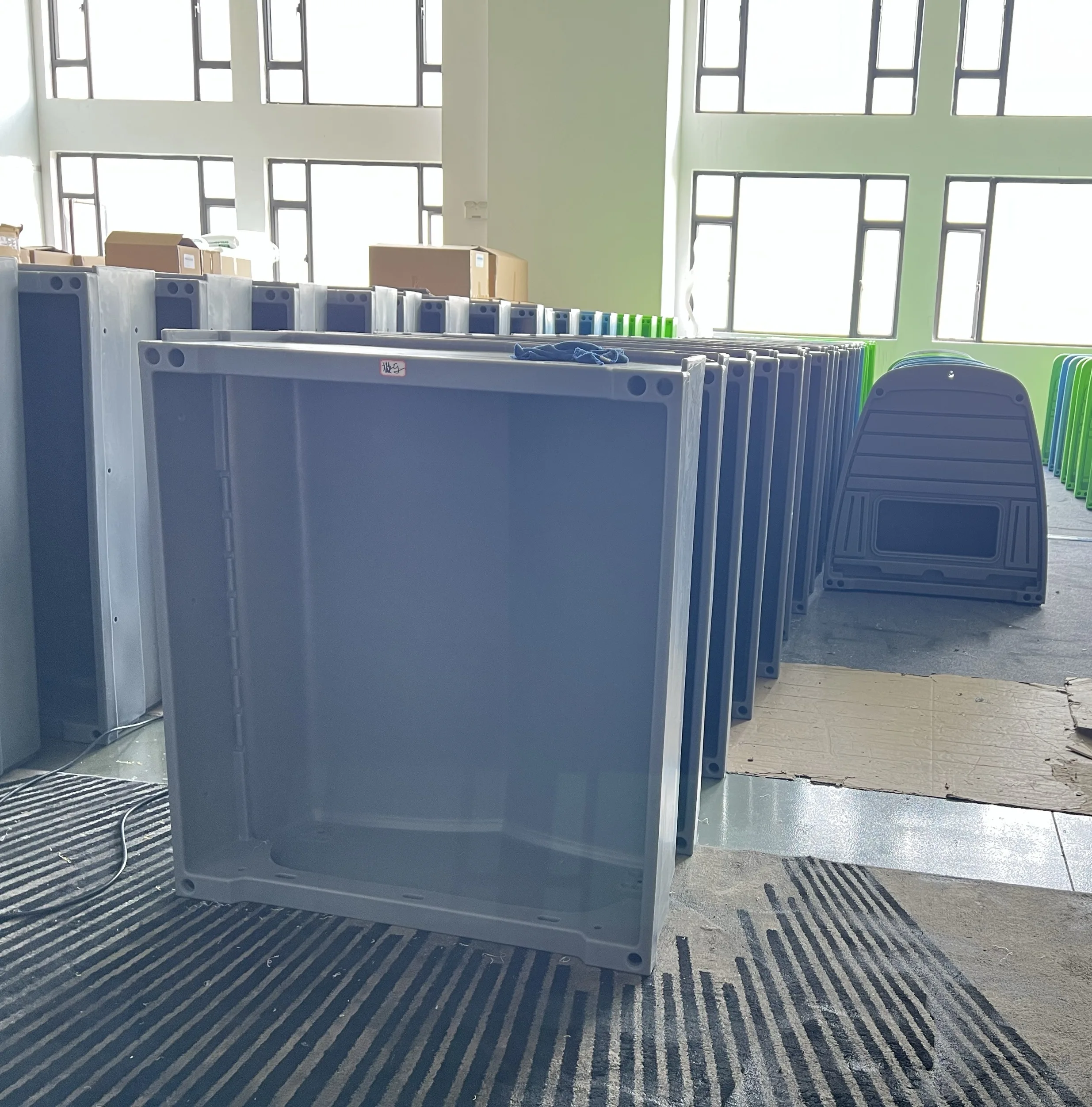 Gray Foldable Car-Mounted Fishing Vessel Convenient And Portable For On-Water Adventures
Gray Foldable Car-Mounted Fishing Vessel Convenient And Portable For On-Water Adventures