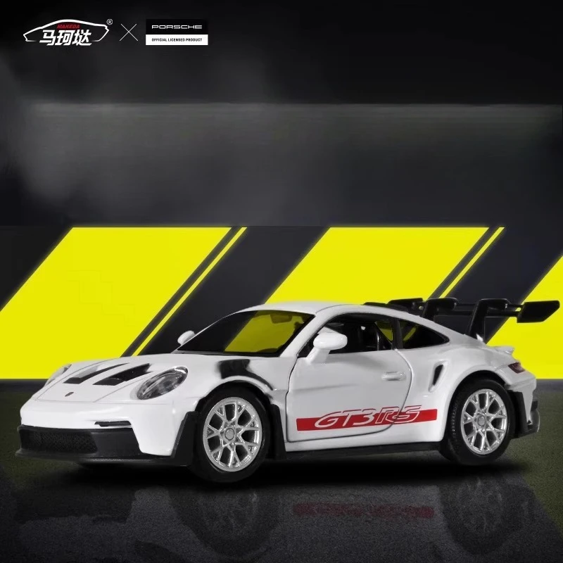 1:36 911 GT3 RS High simulation Alloy car model ornaments collection Pull back small car boy toy
1:36 911 GT3 RS High simulation Alloy car model ornaments collection Pull back small car boy toy