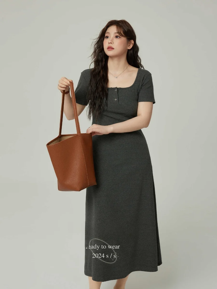 plus Size Women's Casual A-Line Short Sleeve Midi Dress Slimming High Waist Pure Color Skirt Korean Style Commute Wind Polyes...
plus Size Women's Casual A-Line Short Sleeve Midi Dress Slimming High Waist Pure Color Skirt Korean Style Commute Wind Polyes...